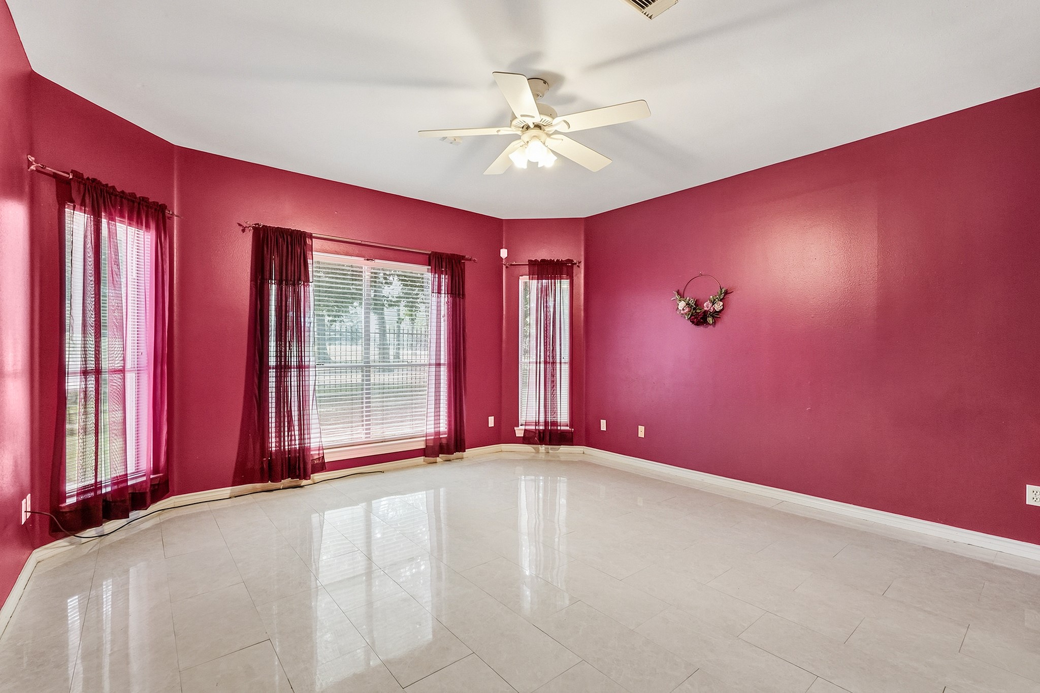 19027 Relay Road Property Photo 12