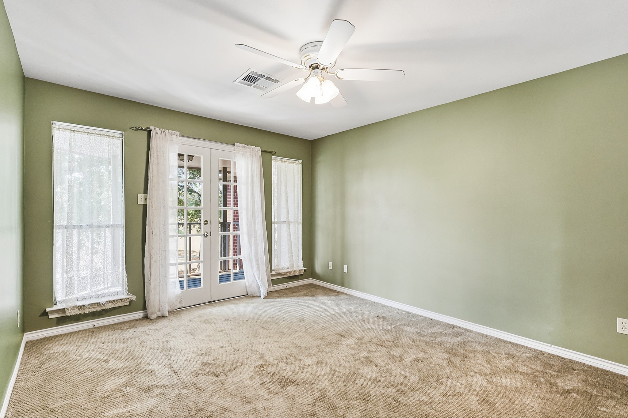 19027 Relay Road Property Photo 19
