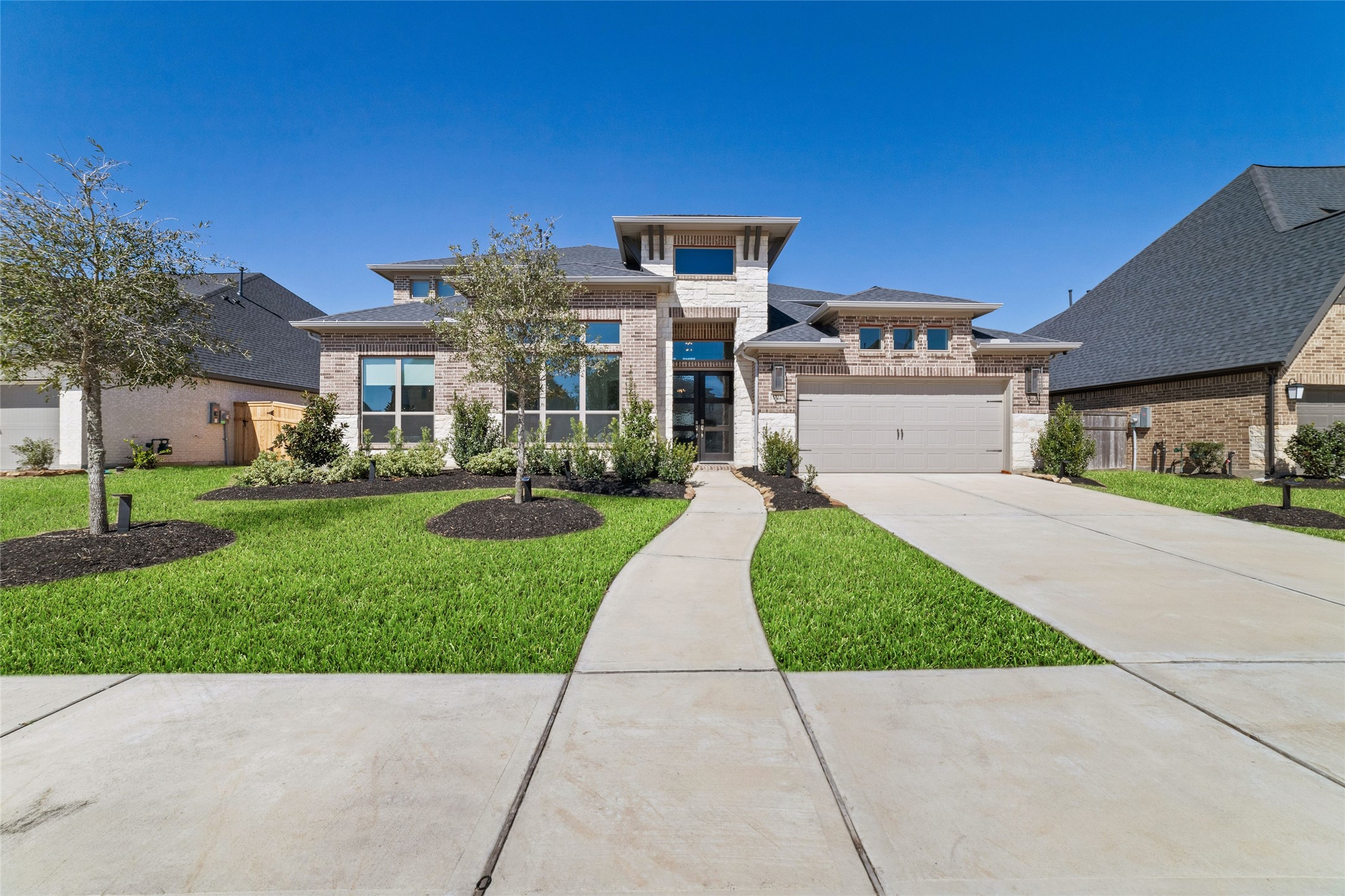 5722 Logan Ridge Lane Property Photo 1