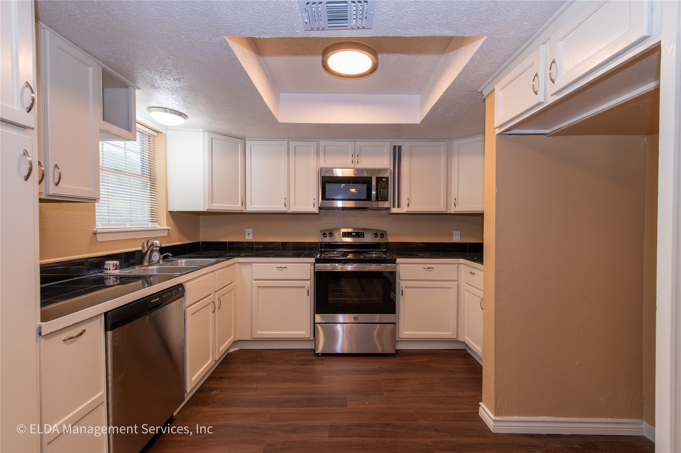12834 Timothy Drive Property Photo 5