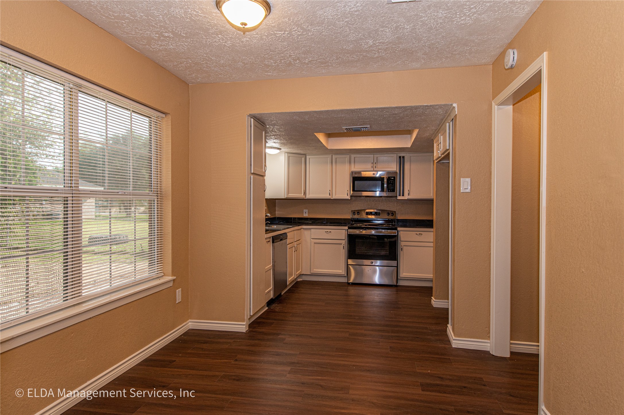 12834 Timothy Drive Property Photo 6