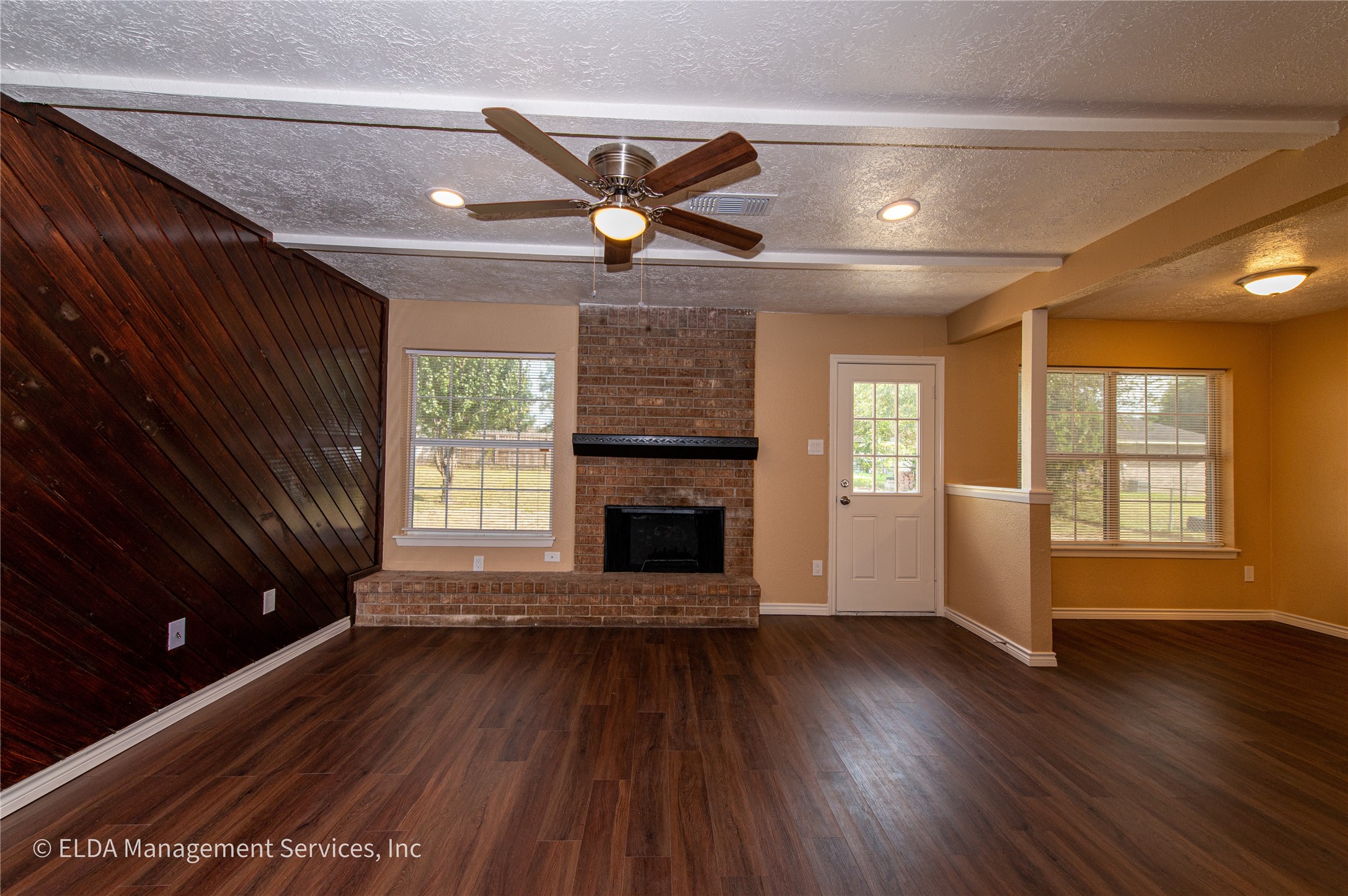 12834 Timothy Drive Property Photo 8
