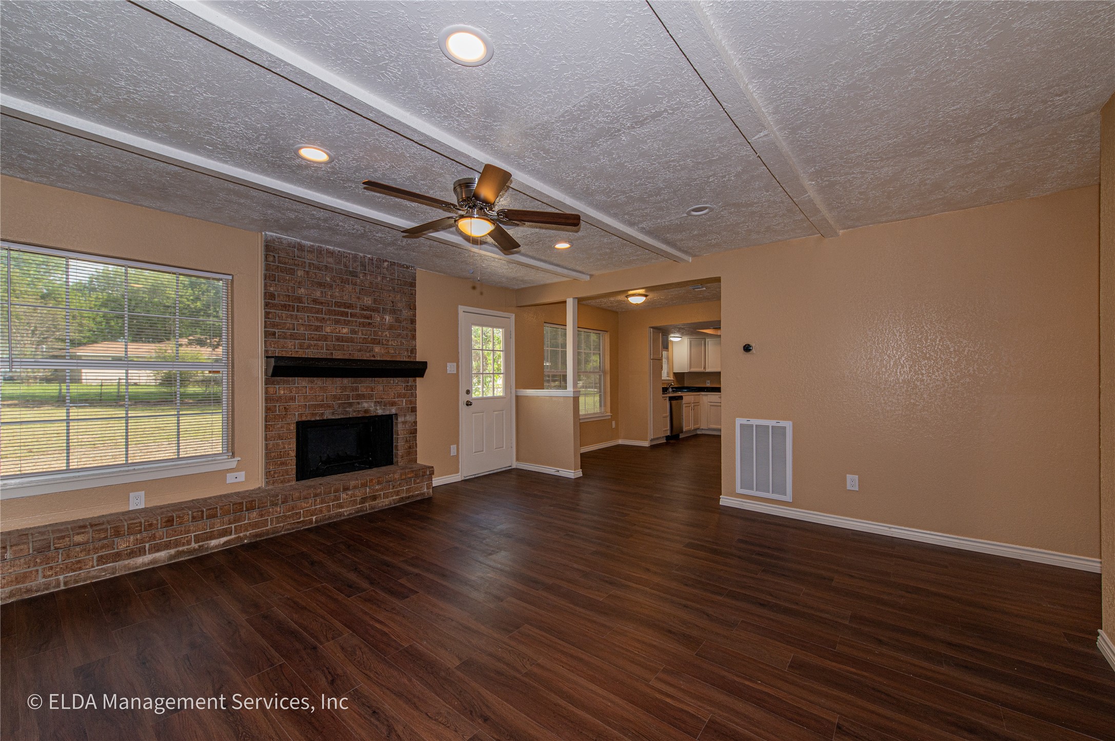12834 Timothy Drive Property Photo 9
