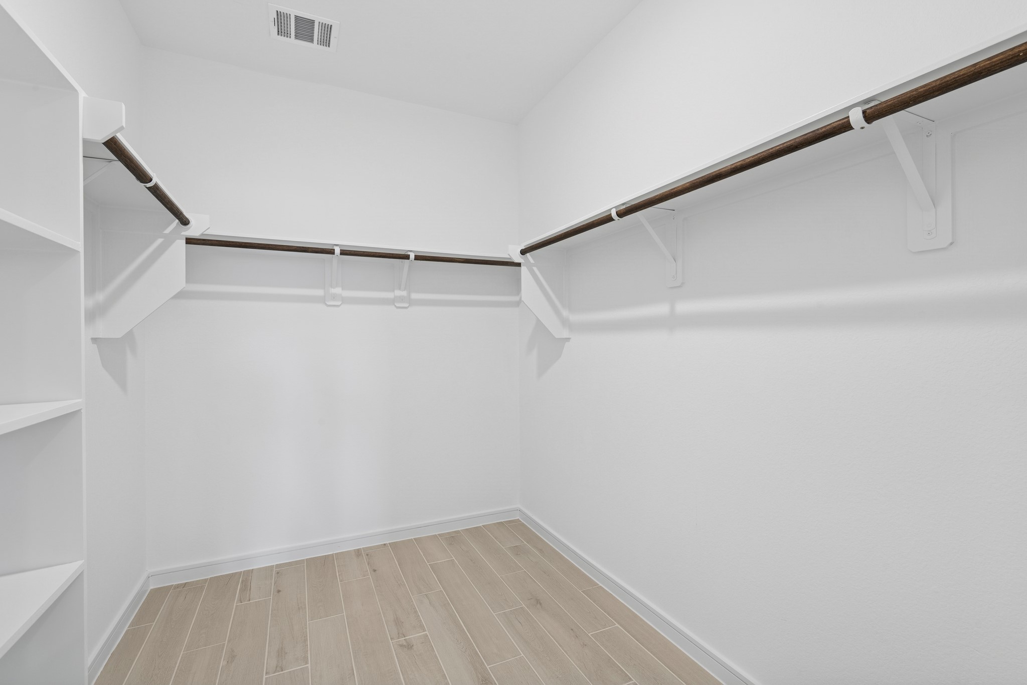 5531 Knight Court Property Photo 18