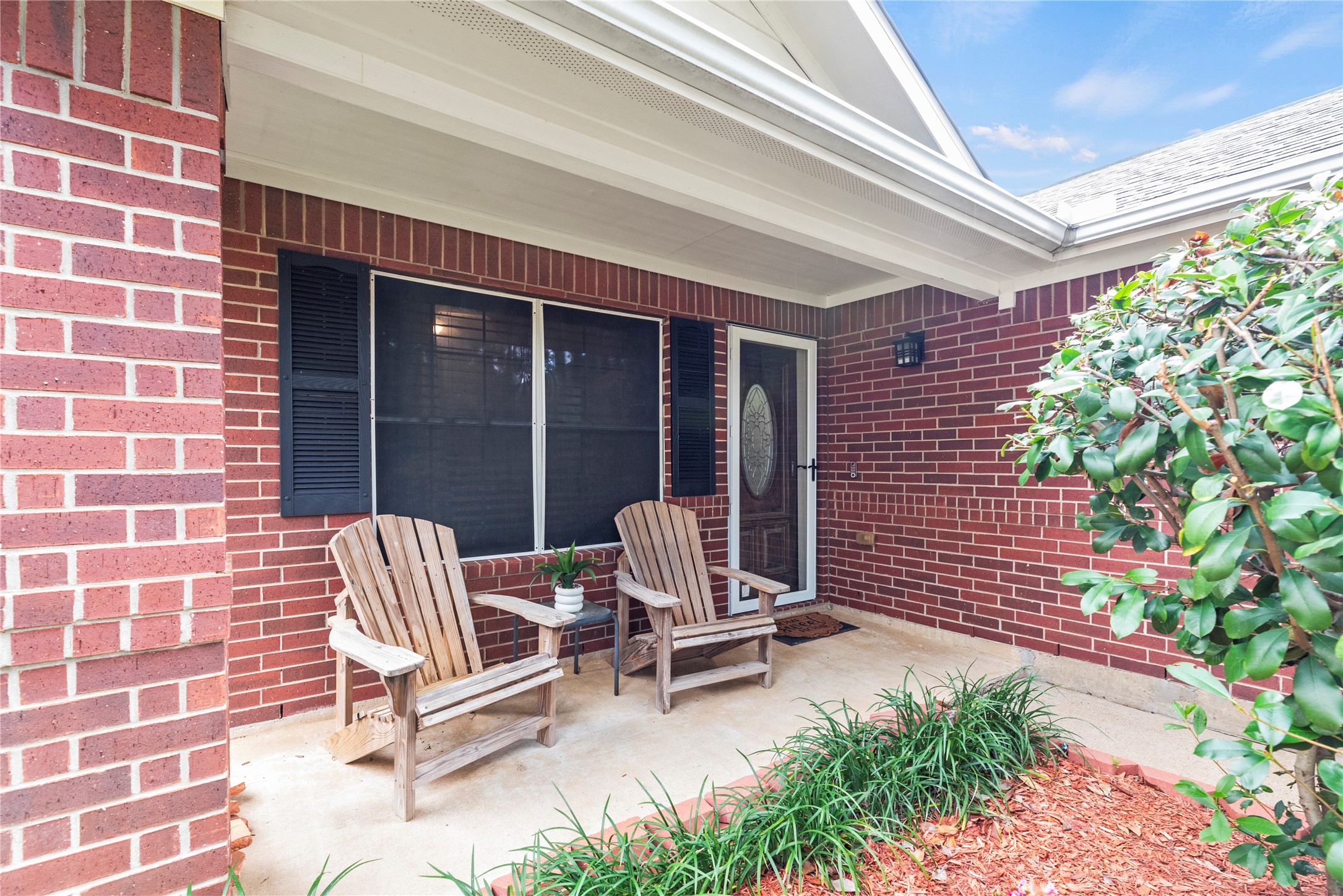 20723 Dewberry Creek Lane Property Photo 3