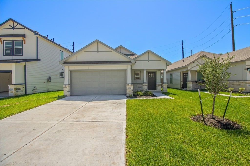 6643 Escondido Dr Property Photo 3