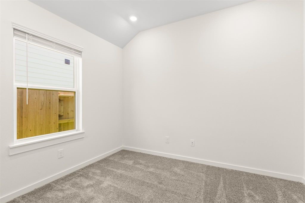 6643 Escondido Dr Property Photo 17