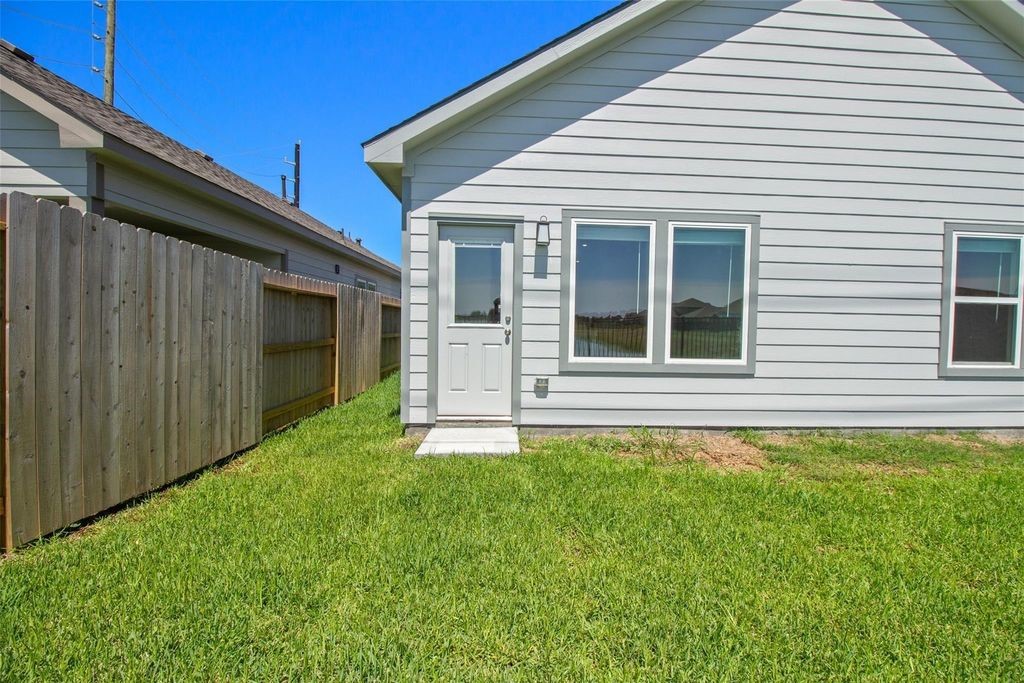 6643 Escondido Dr Property Photo 24