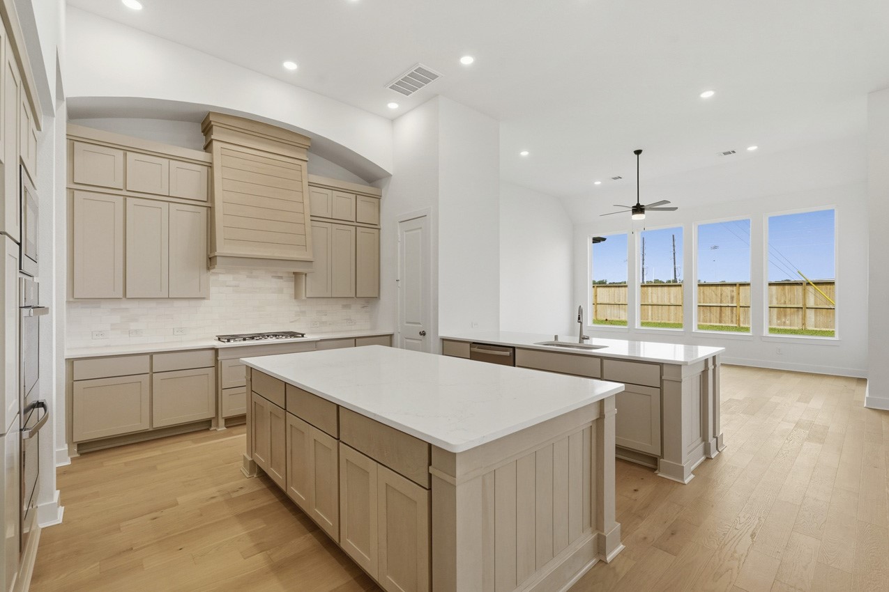 1623 Summer Pine Court Property Photo 2