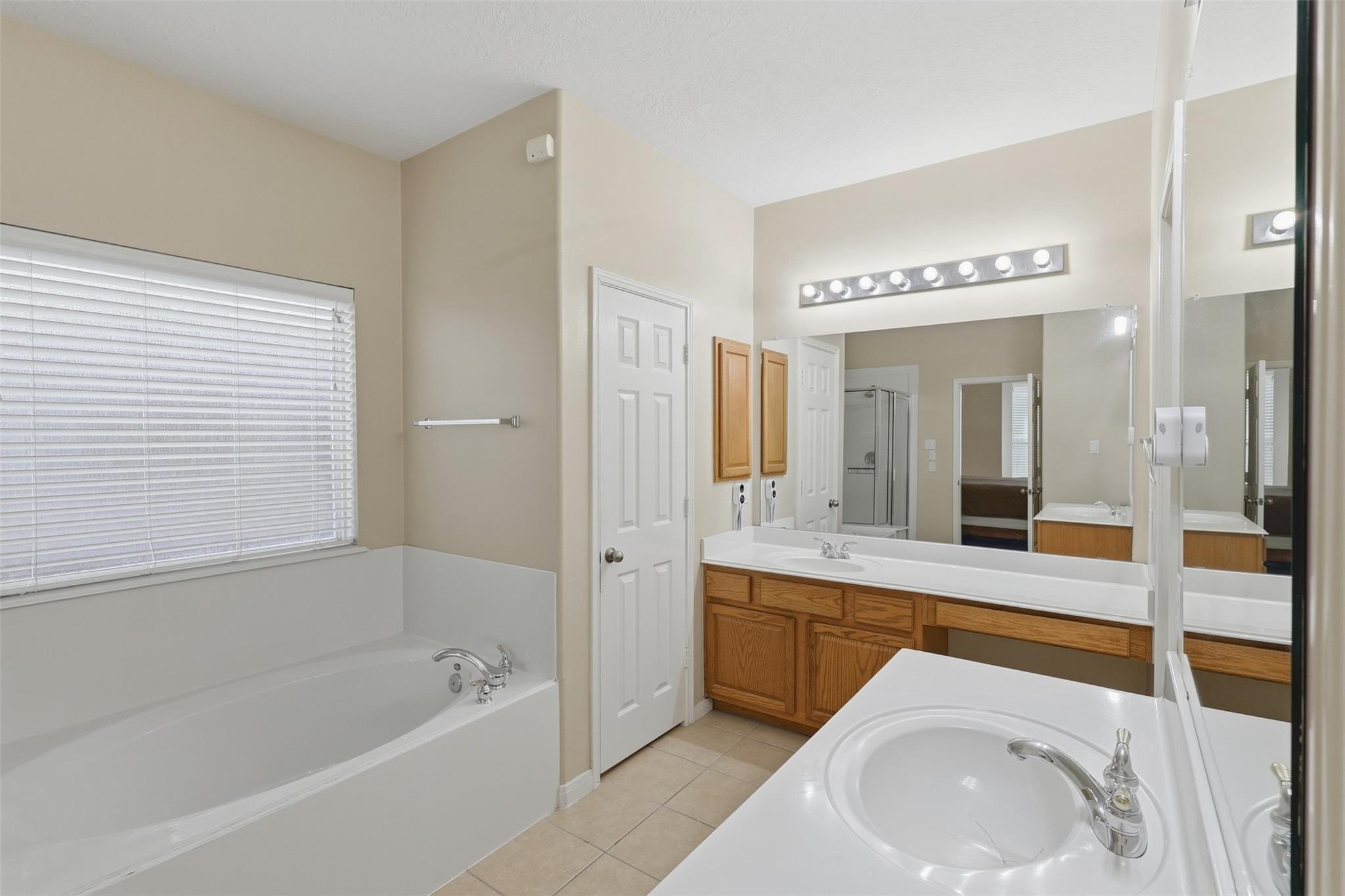 11404 Summit Bay Drive Property Photo 20