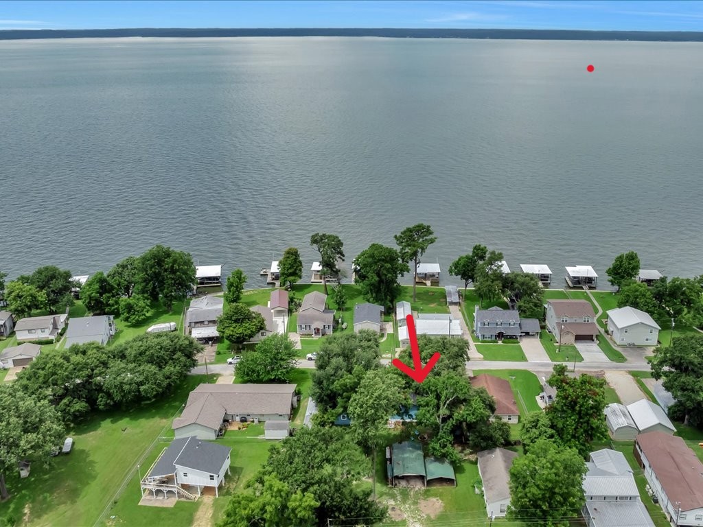 683 Water View Drive Property Photo 2