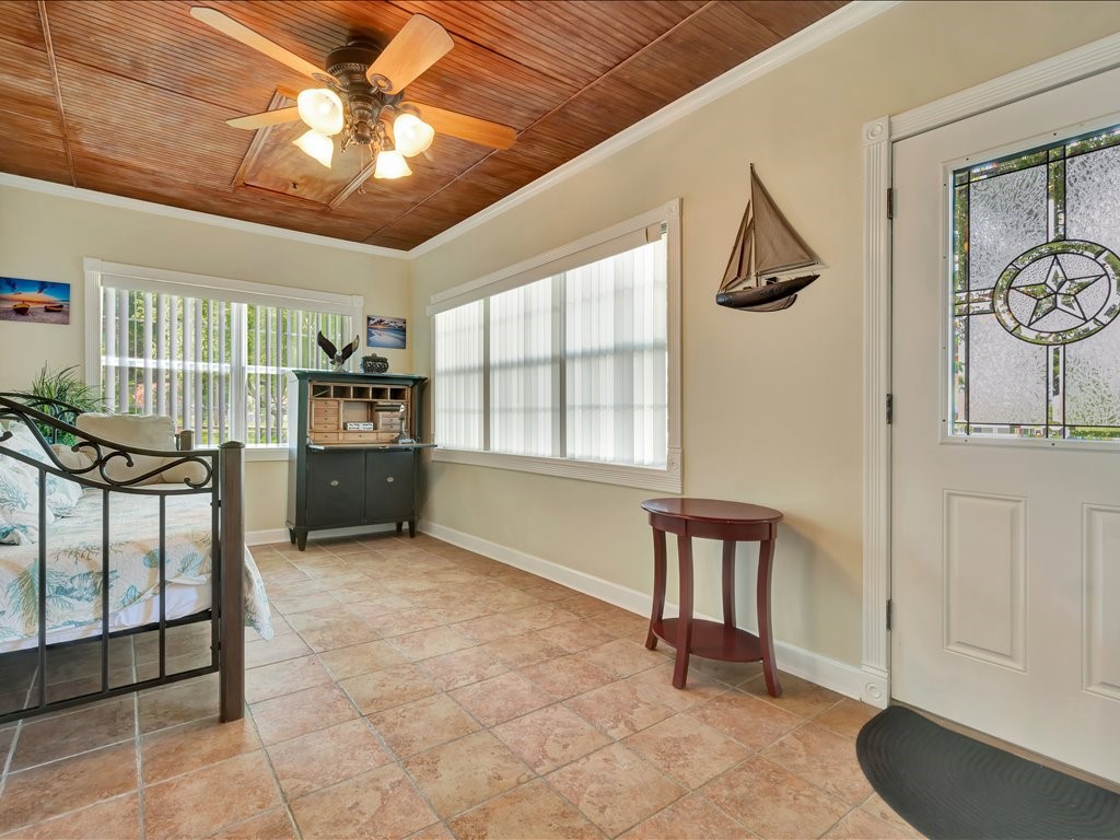 683 Water View Drive Property Photo 11