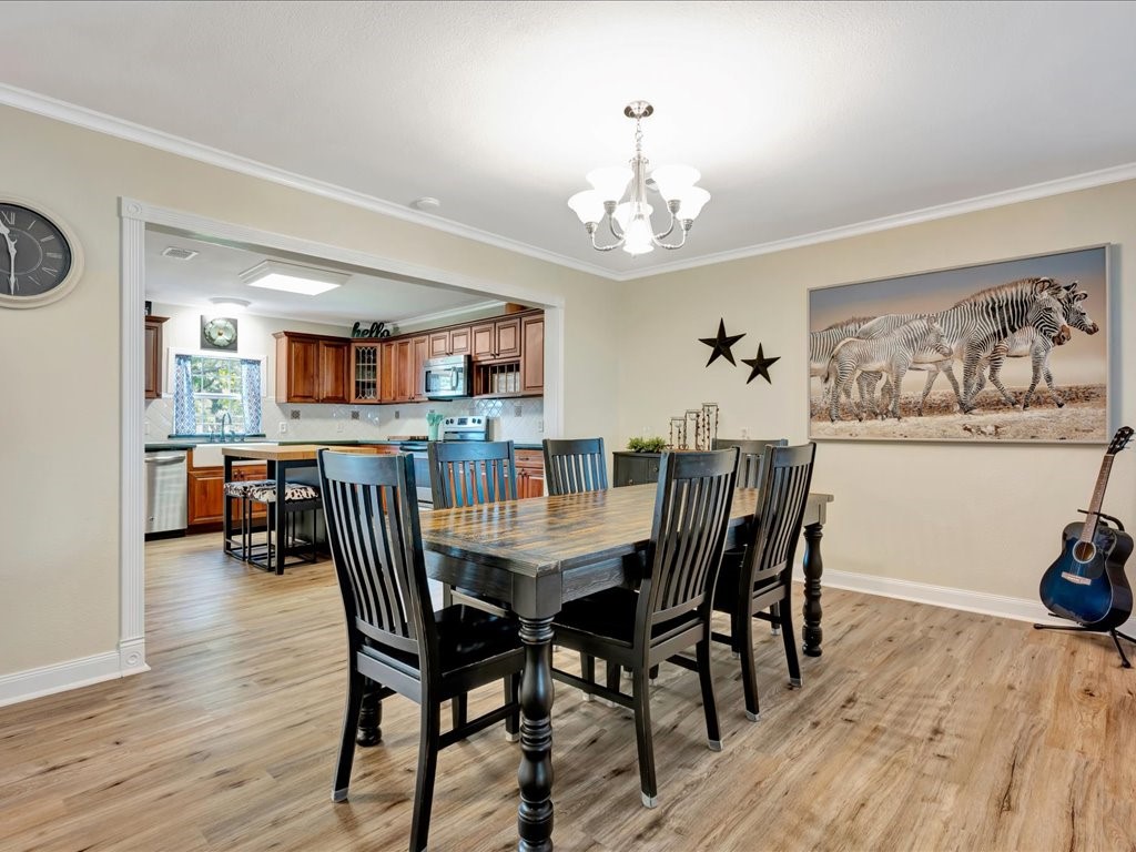 683 Water View Drive Property Photo 16