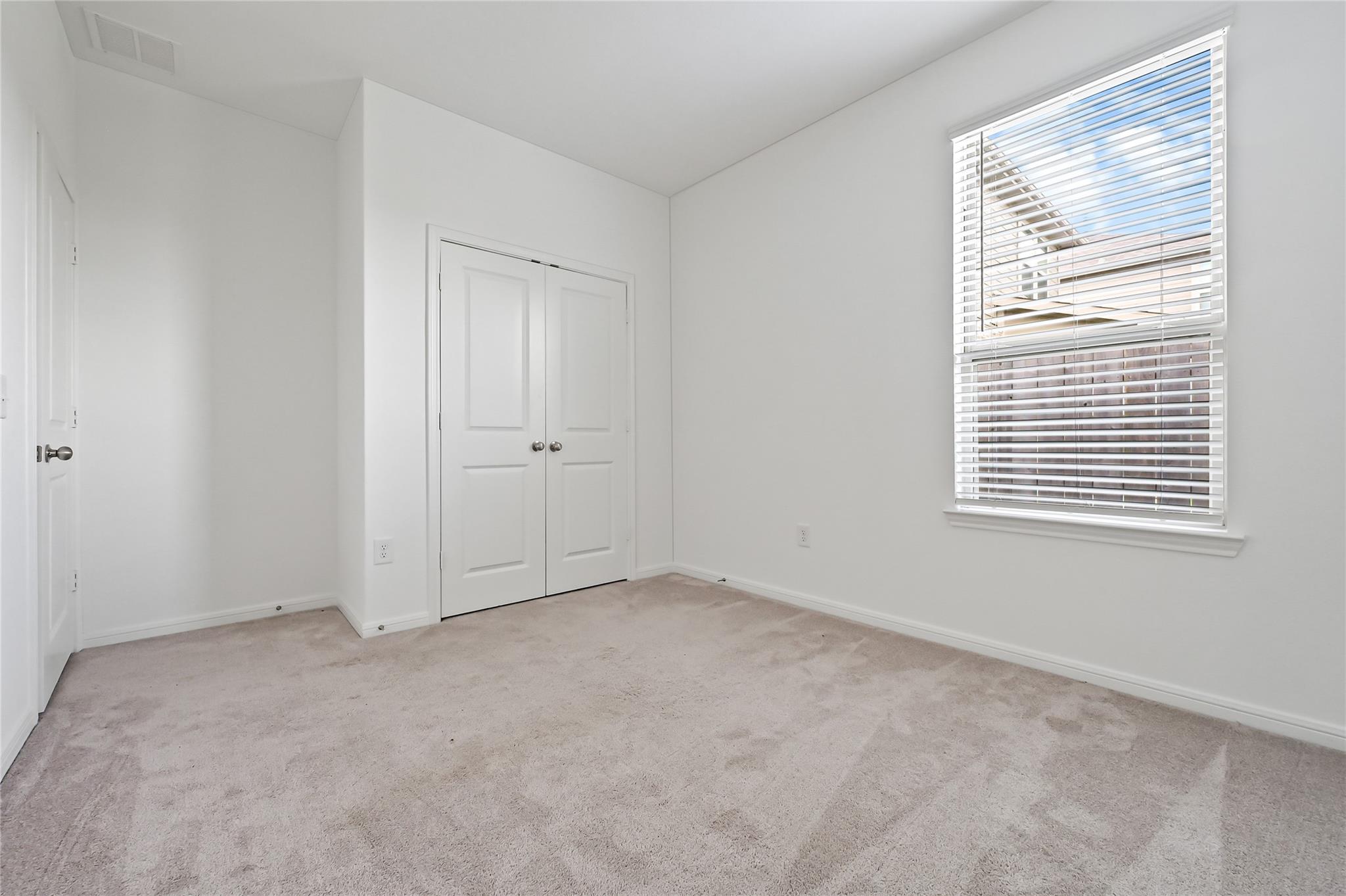 21127 Dolphin Bay Ln Property Photo 22