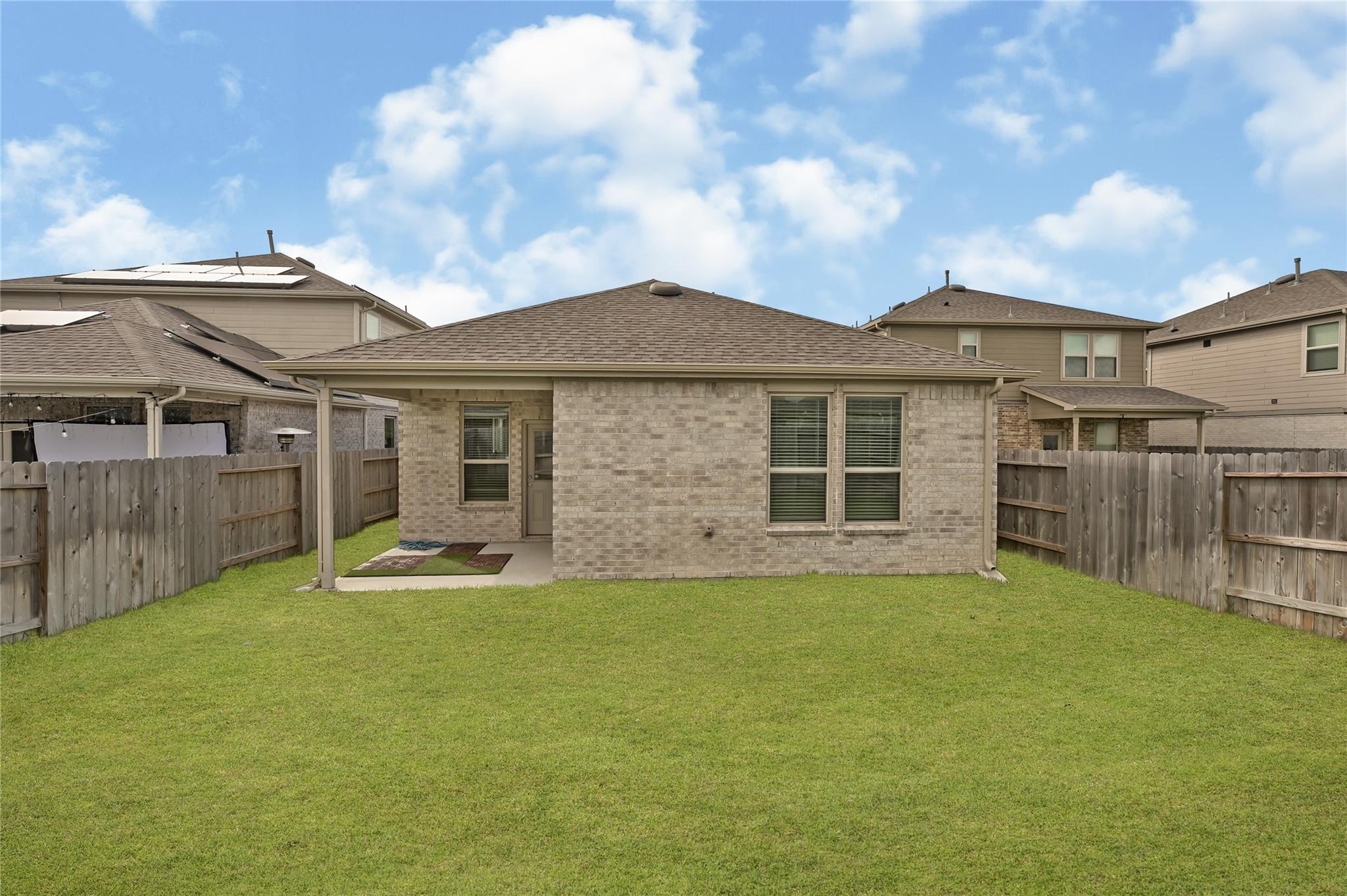 21127 Dolphin Bay Ln Property Photo 28