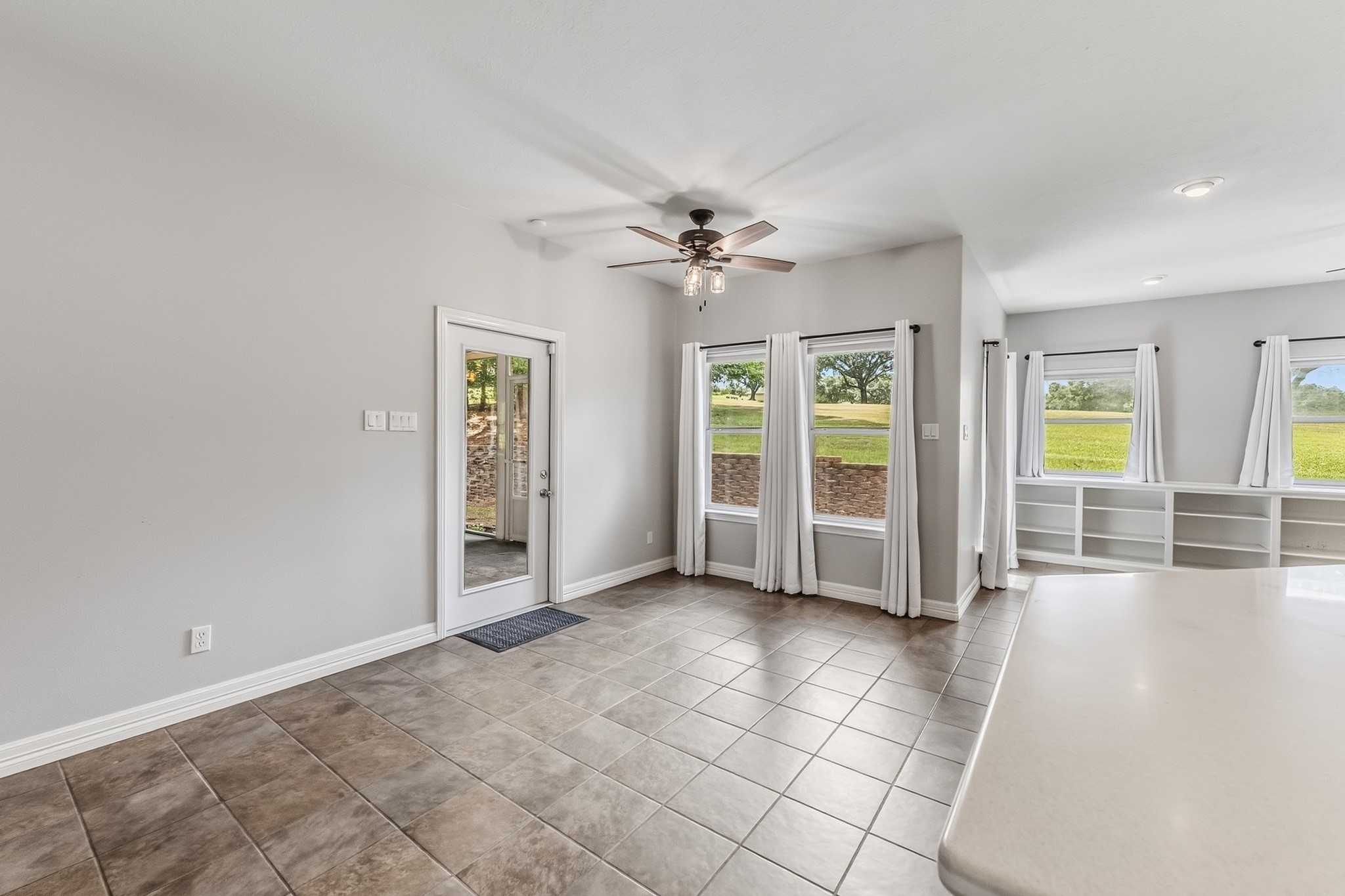 501 Cherry Hills Drive Property Photo 11