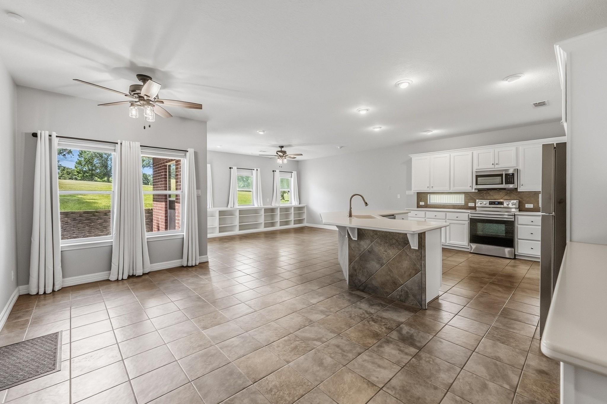 501 Cherry Hills Drive Property Photo 14