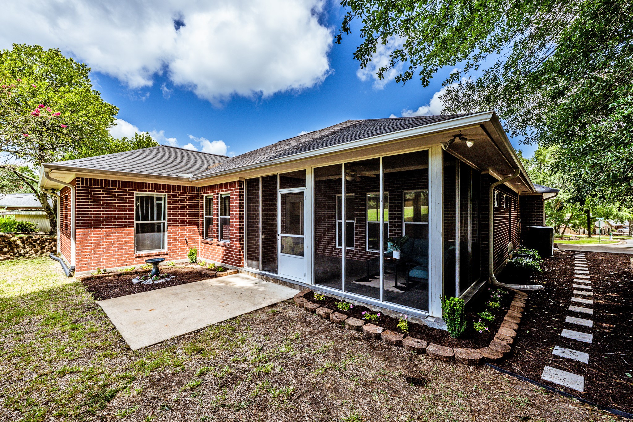 501 Cherry Hills Drive Property Photo 35