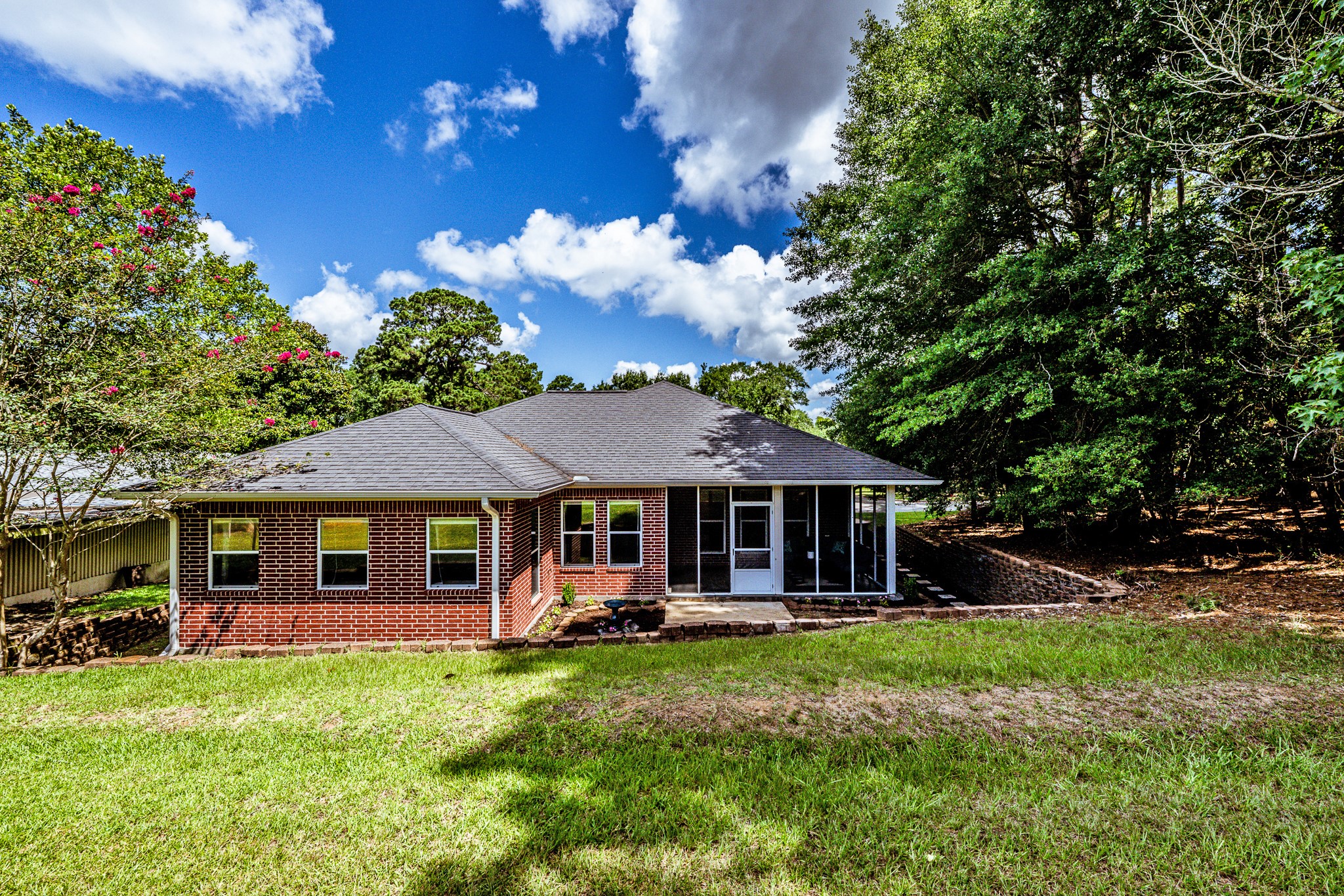 501 Cherry Hills Drive Property Photo 38
