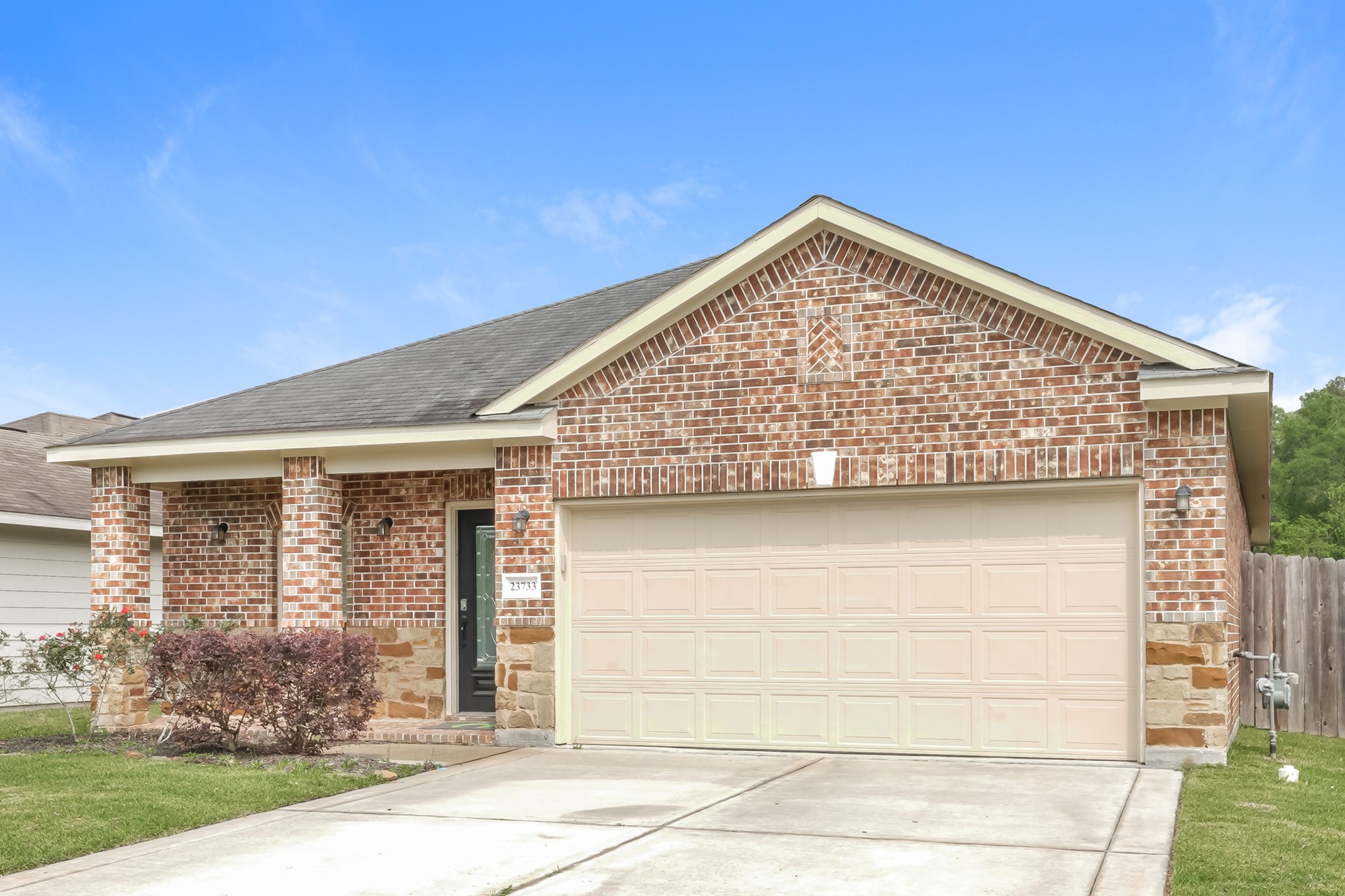 23733 Briar Tree Drive Property Photo 1