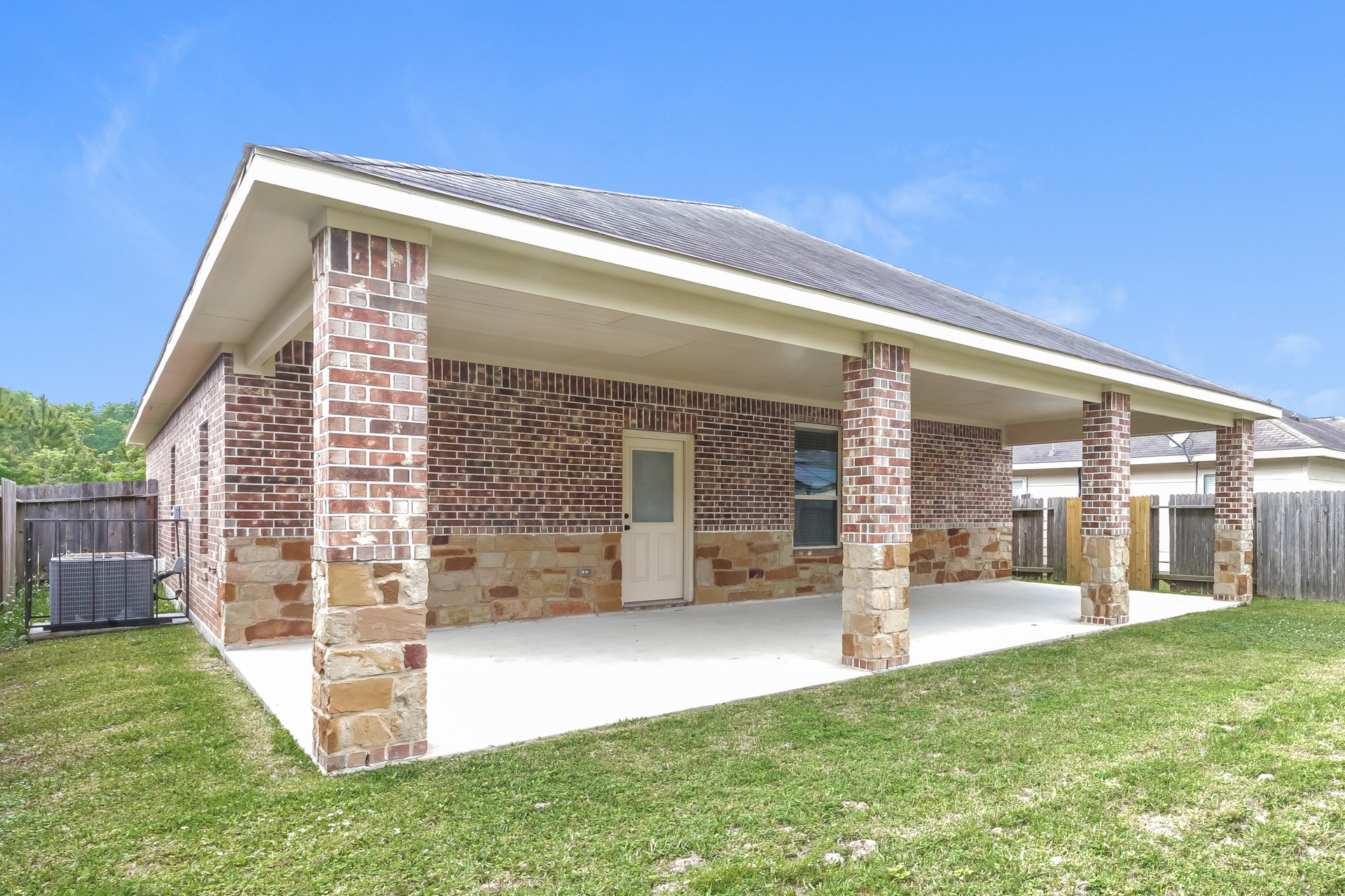 23733 Briar Tree Drive Property Photo 16