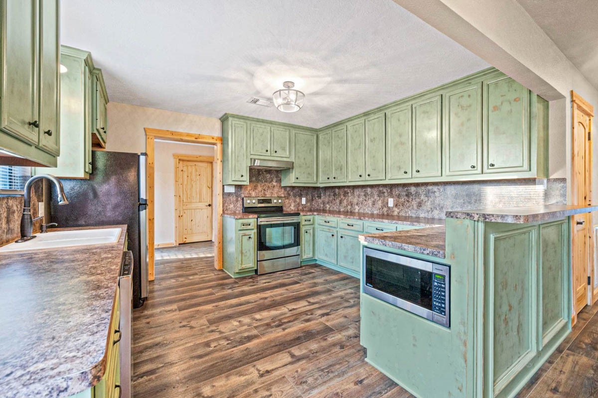 241 Bluff Drive Property Photo 8