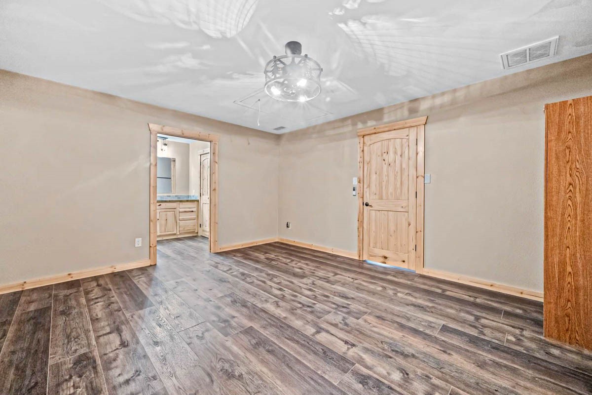 241 Bluff Drive Property Photo 15