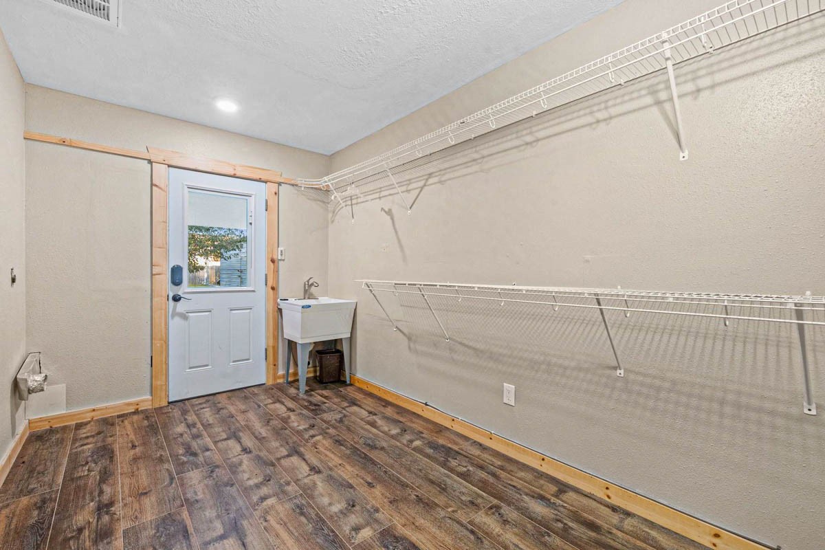241 Bluff Drive Property Photo 18