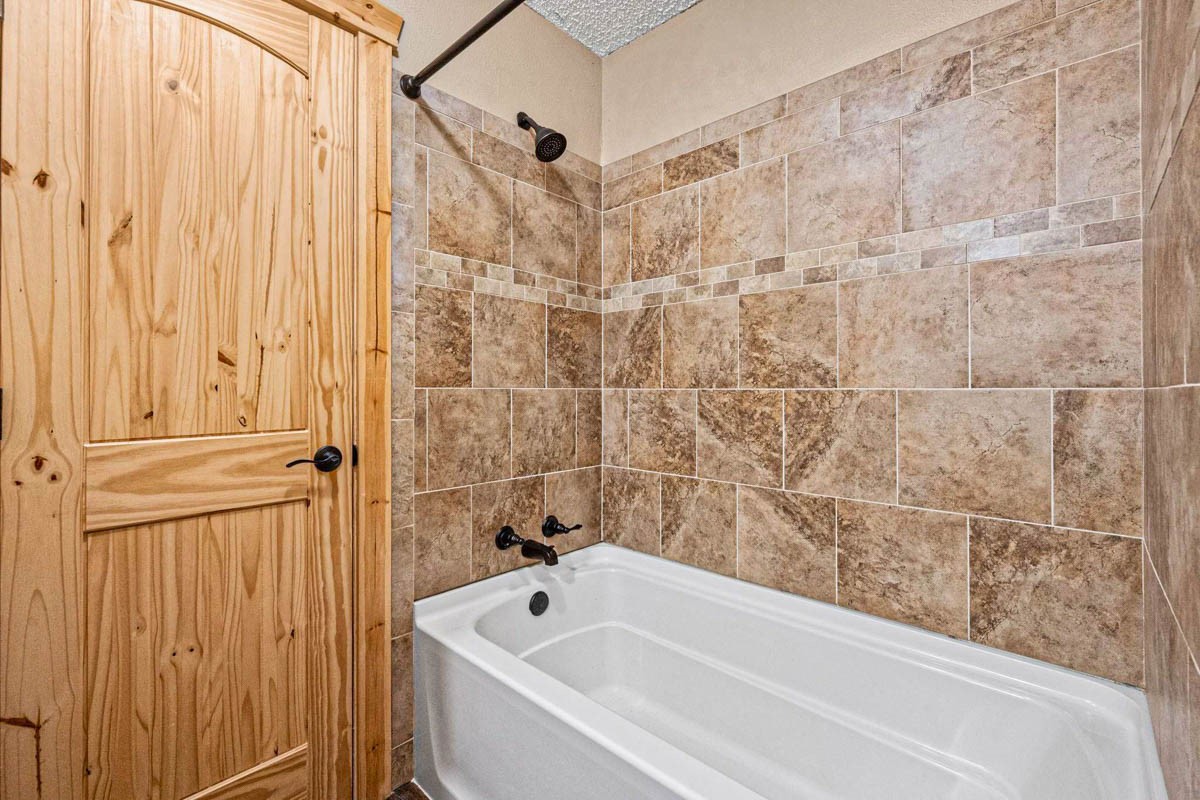 241 Bluff Drive Property Photo 25