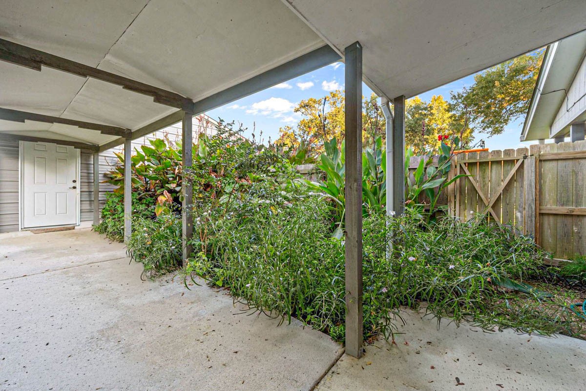 241 Bluff Drive Property Photo 27