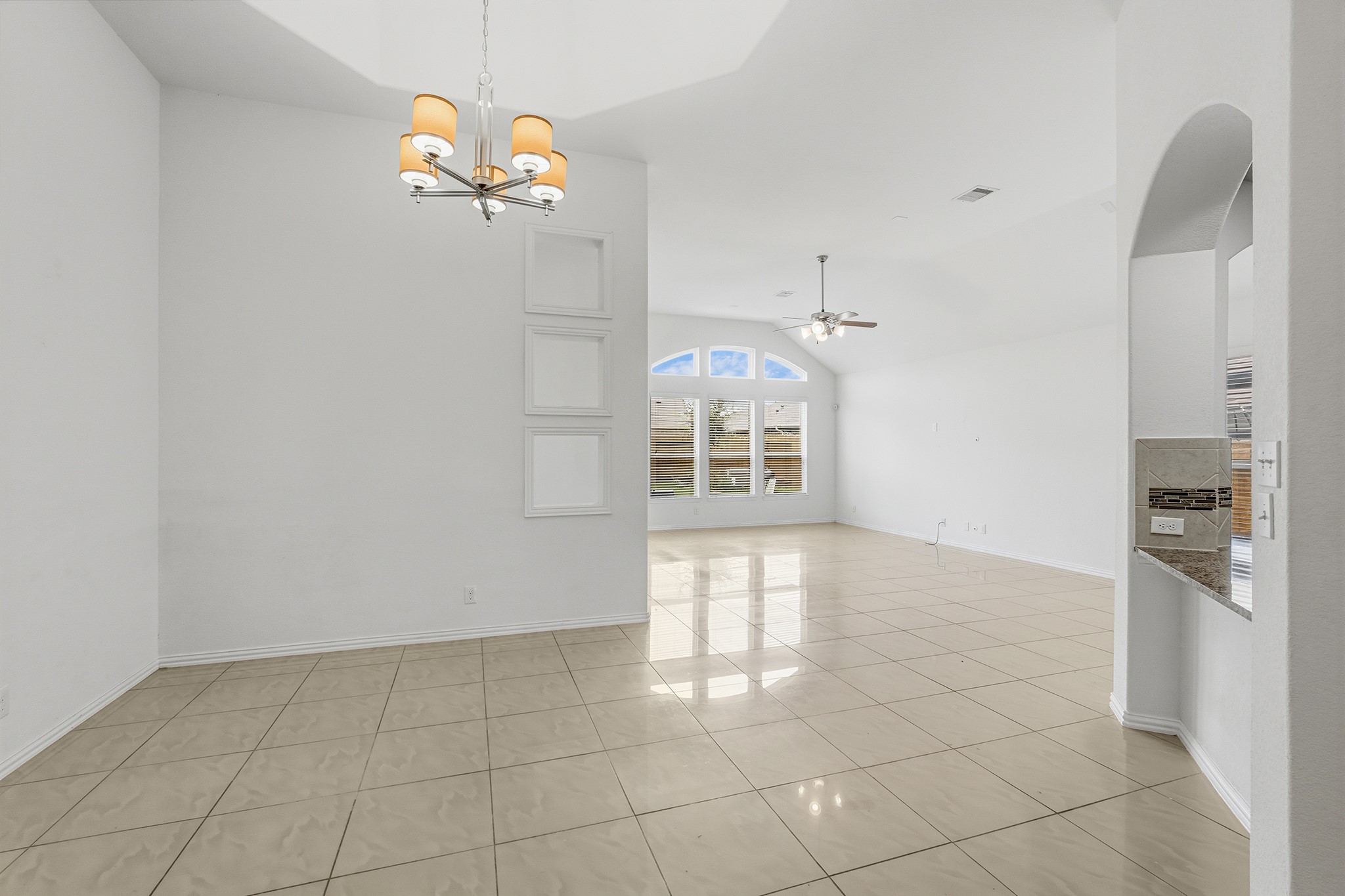 4703 Goldeneye Drive Property Photo 8