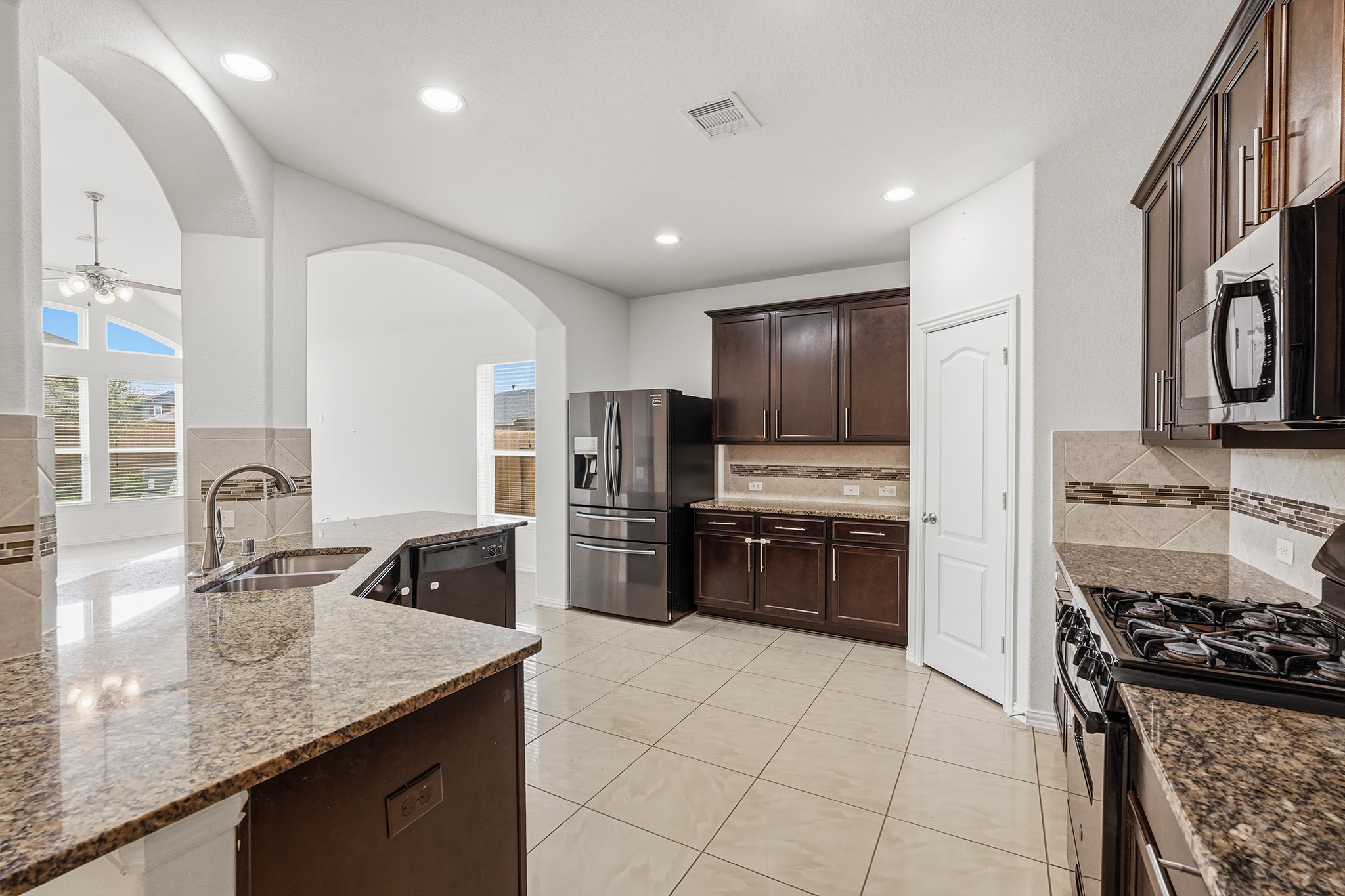 4703 Goldeneye Drive Property Photo 13