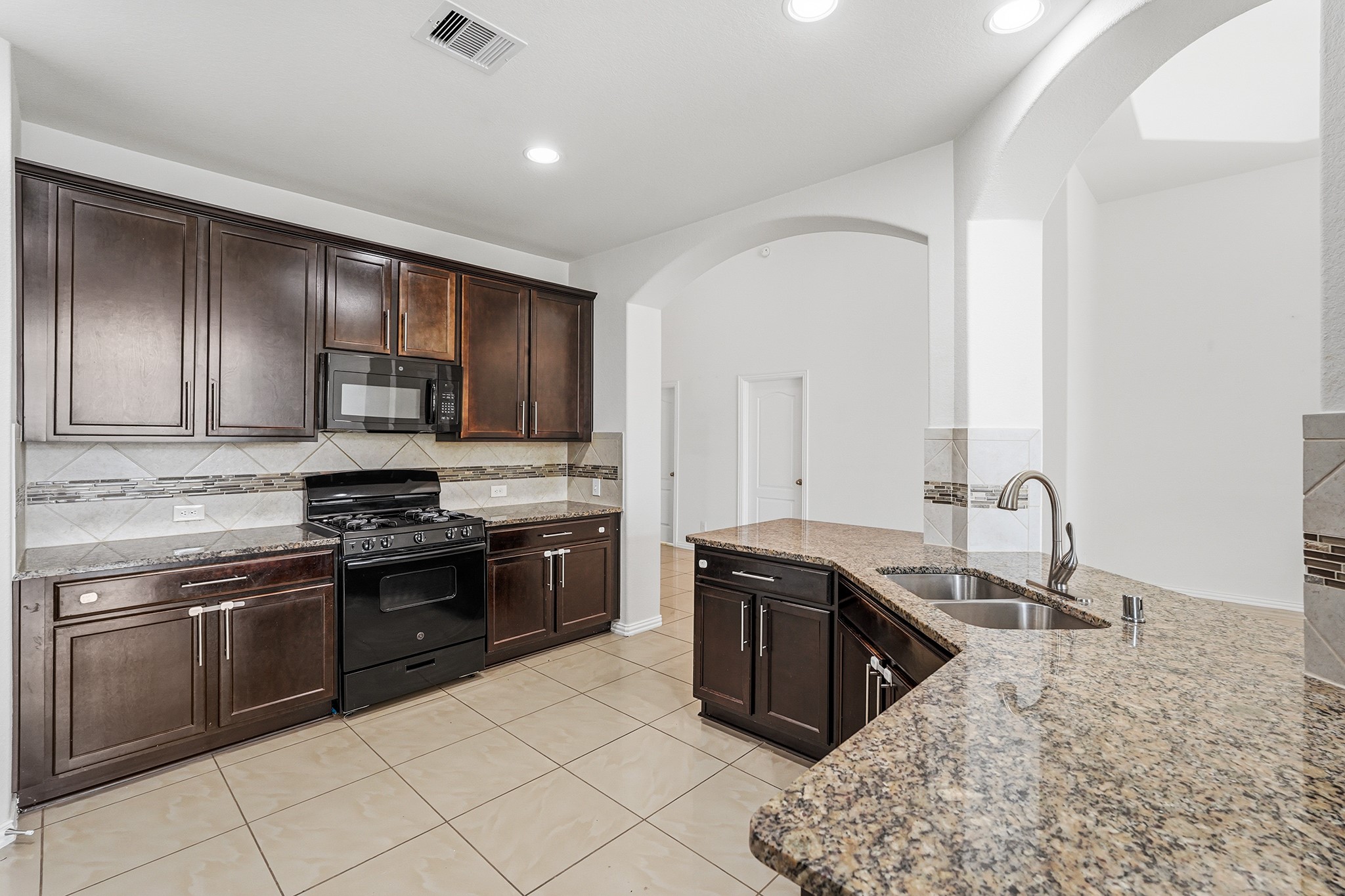 4703 Goldeneye Drive Property Photo 15