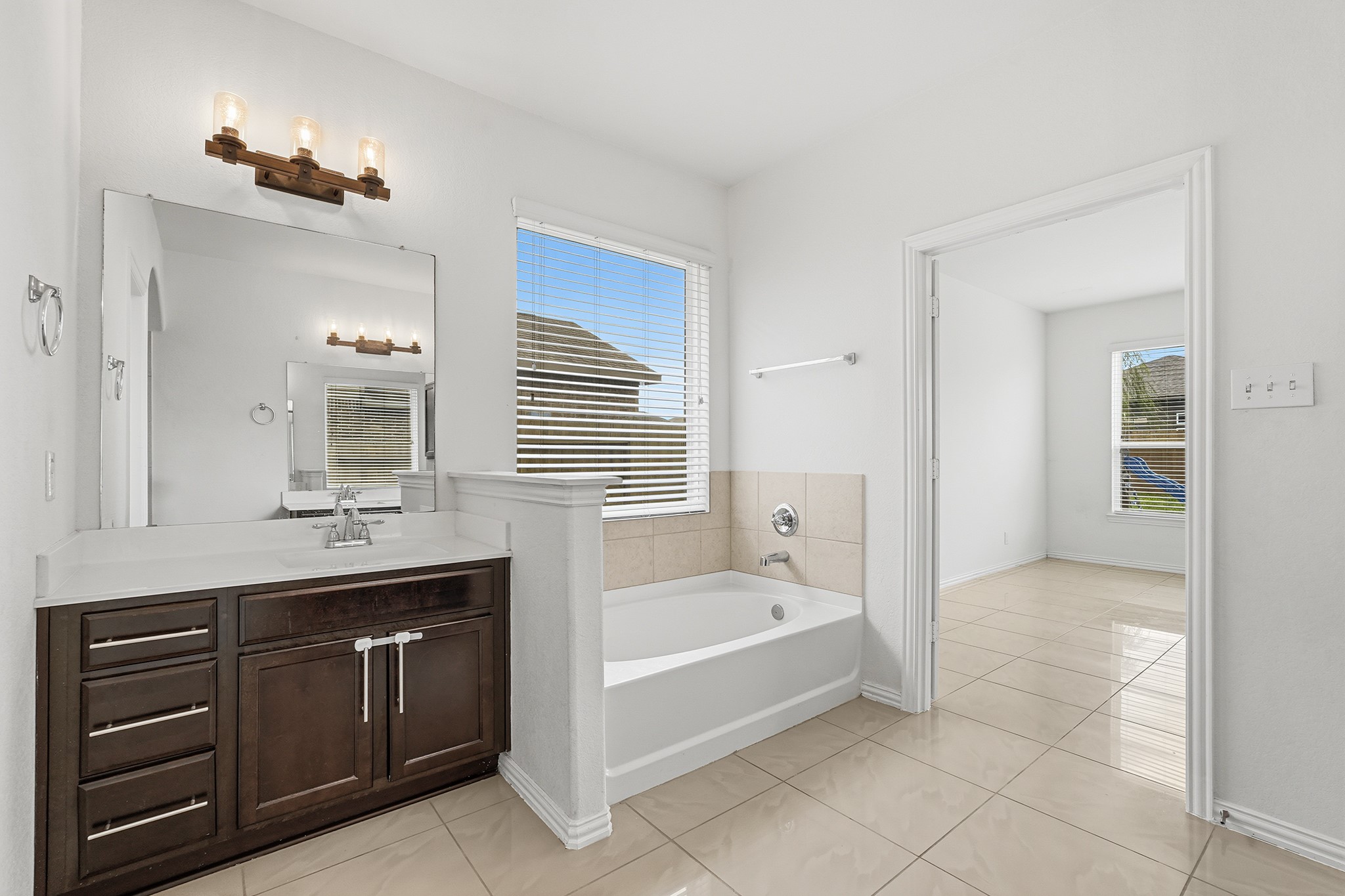 4703 Goldeneye Drive Property Photo 29