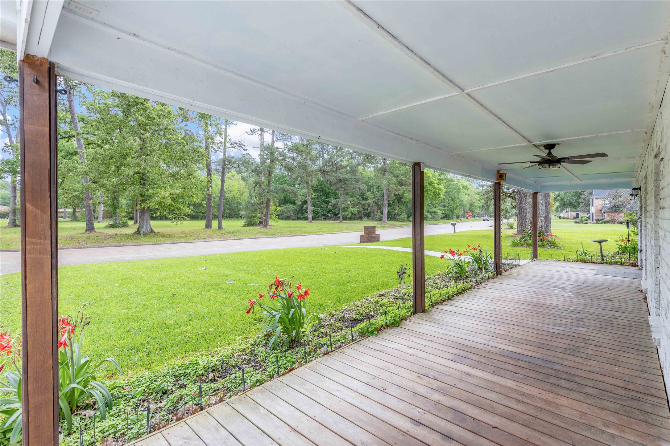 27407 Afton Way Property Photo 5
