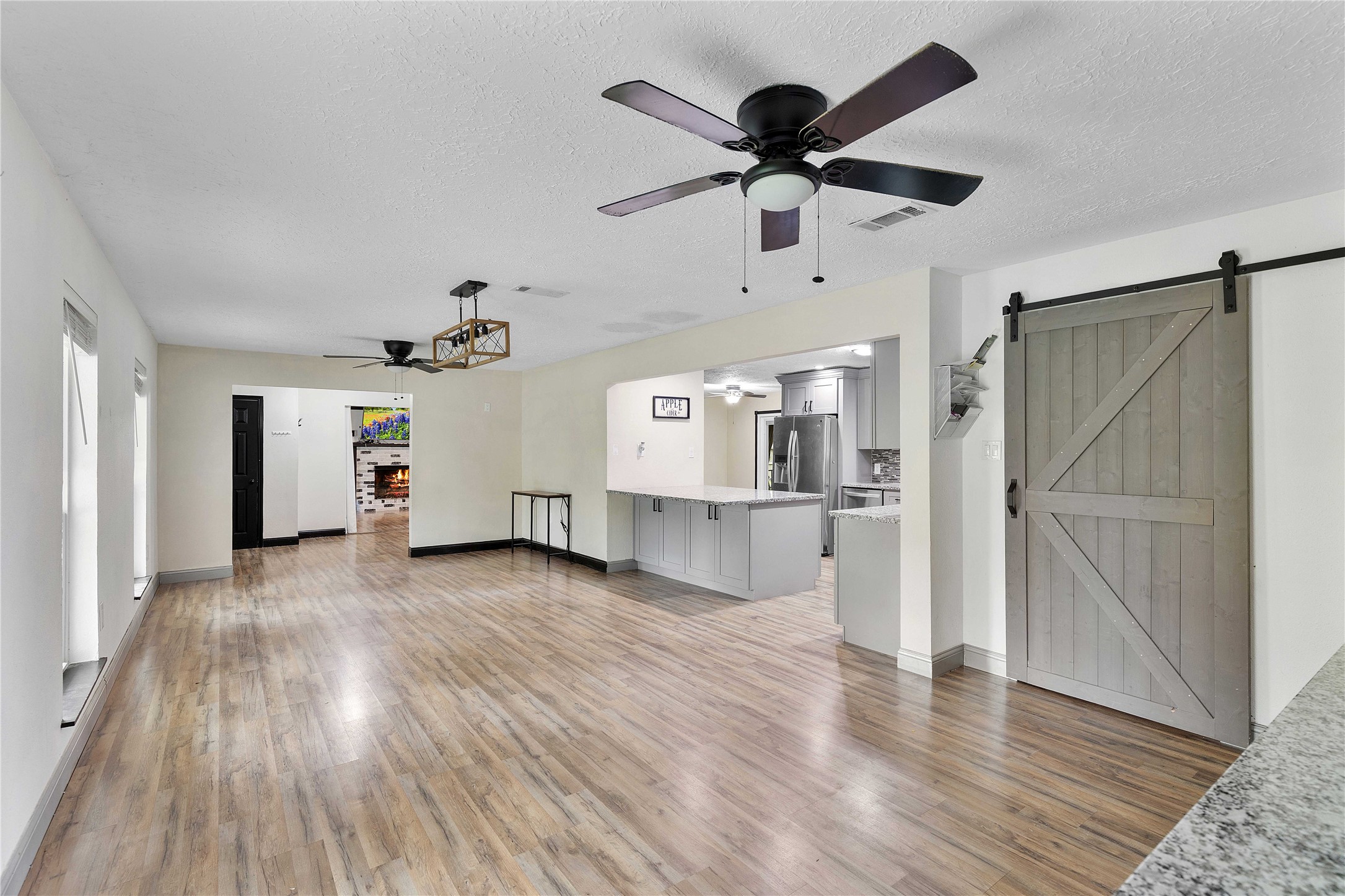 27407 Afton Way Property Photo 9