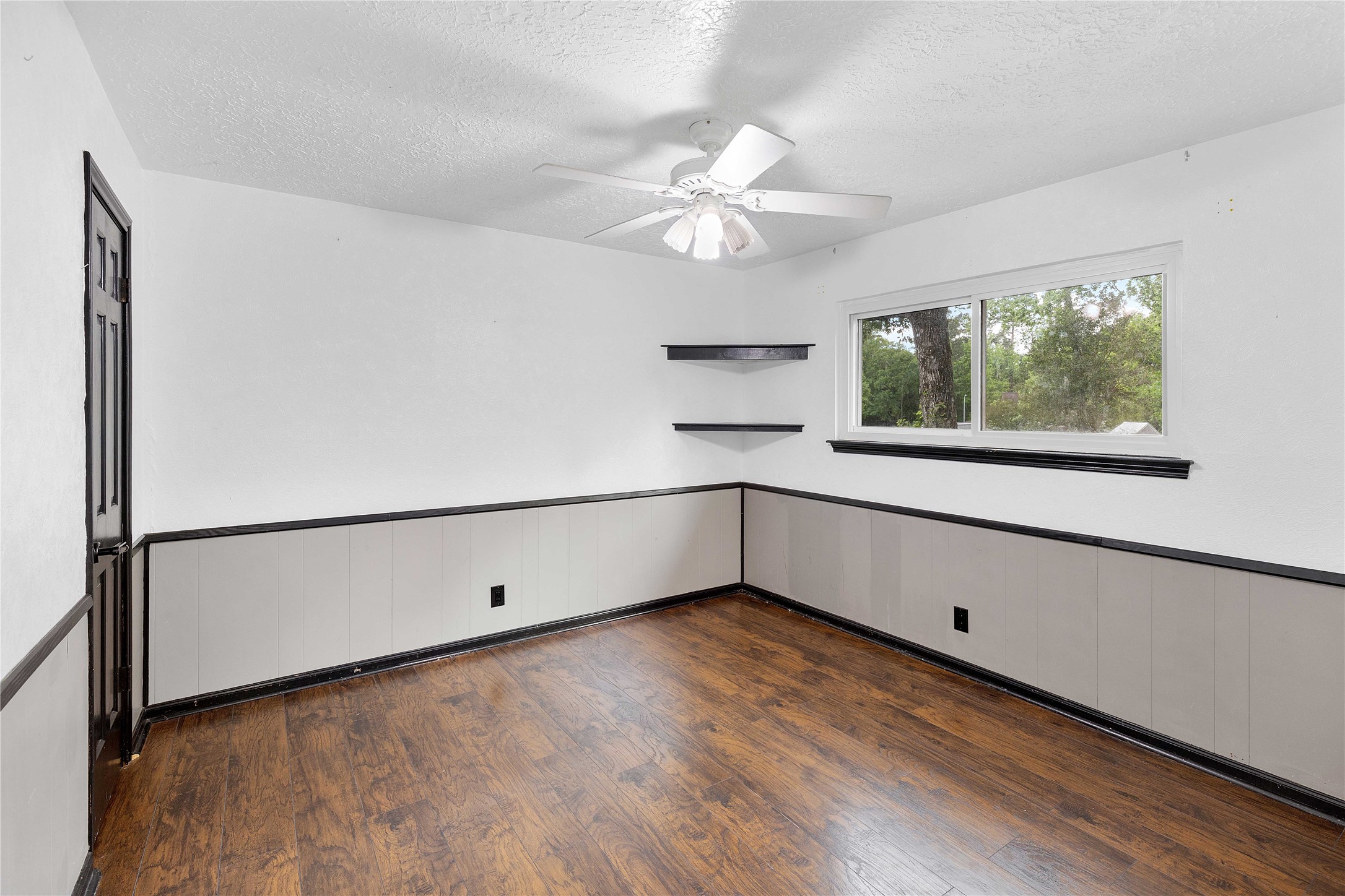 27407 Afton Way Property Photo 22