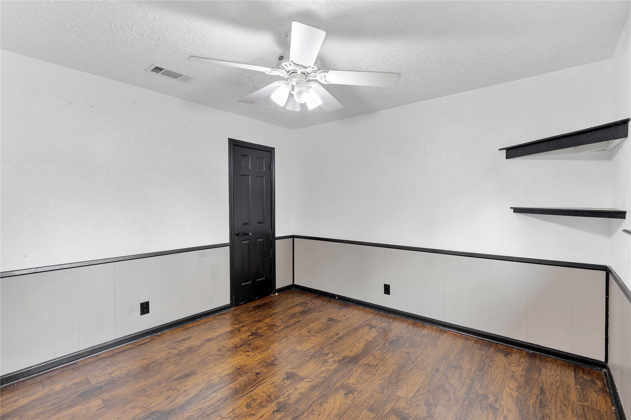 27407 Afton Way Property Photo 23