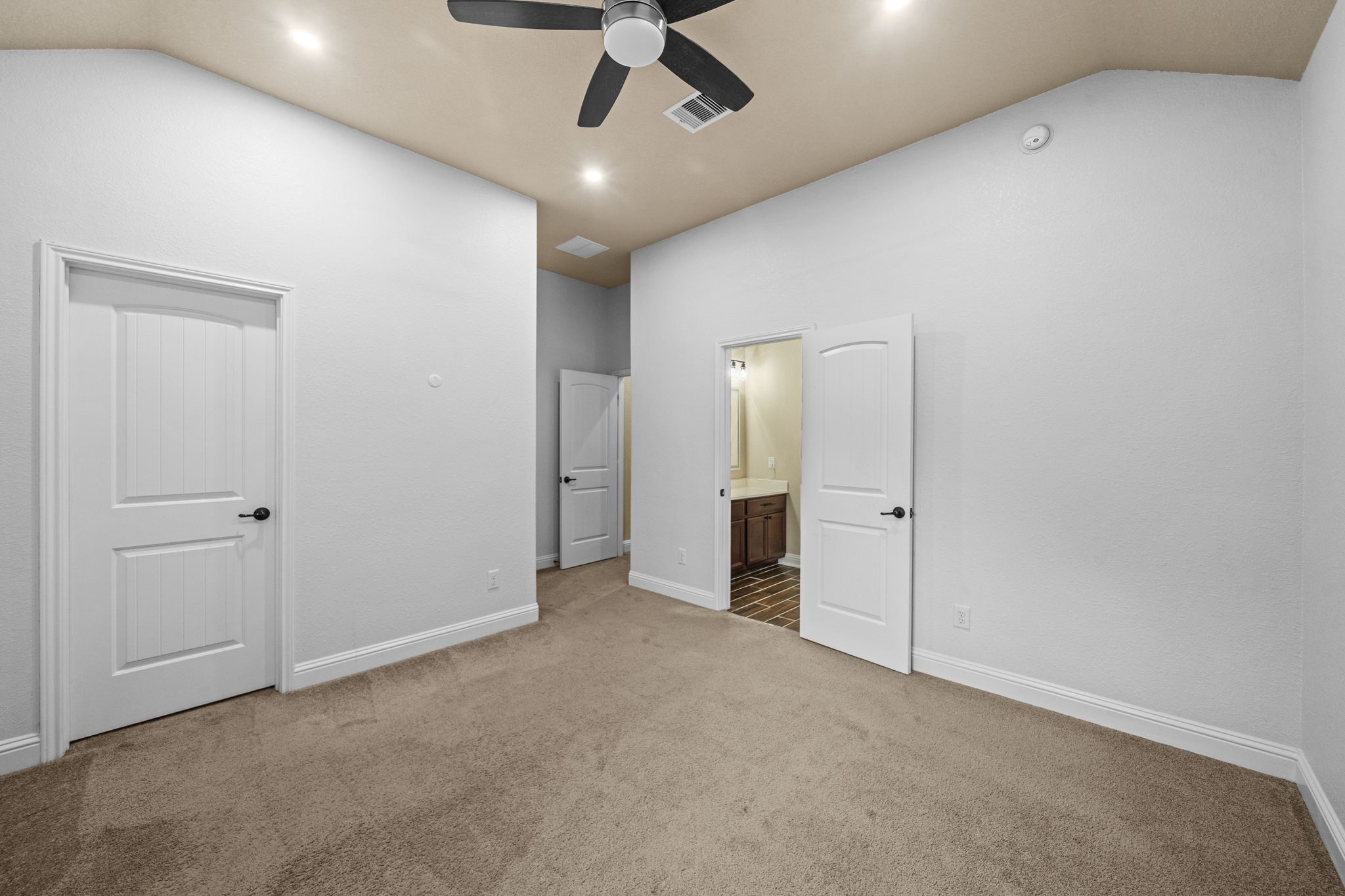 14215 Spindle Arbor Road Property Photo 22