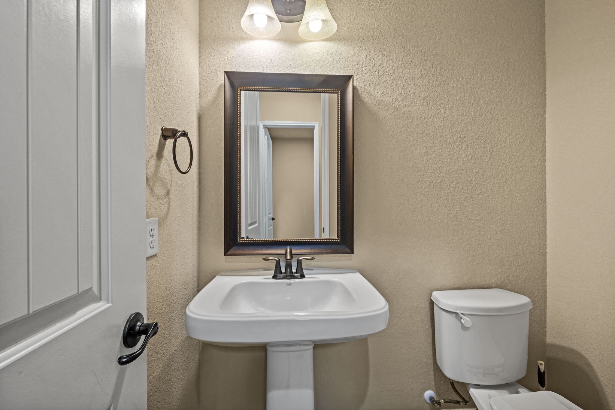 14215 Spindle Arbor Road Property Photo 40
