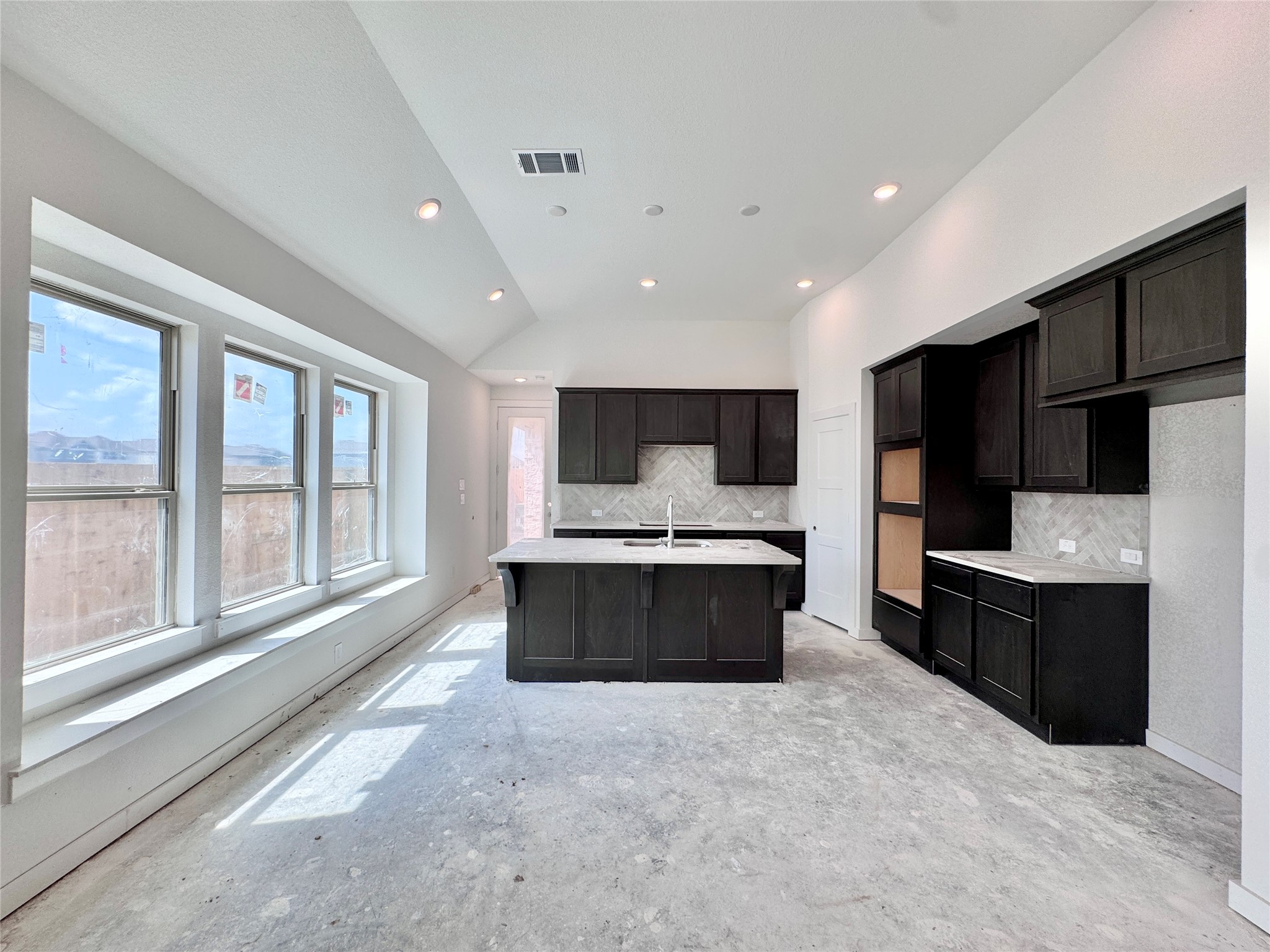 5331 Murillo Drive Property Photo 10