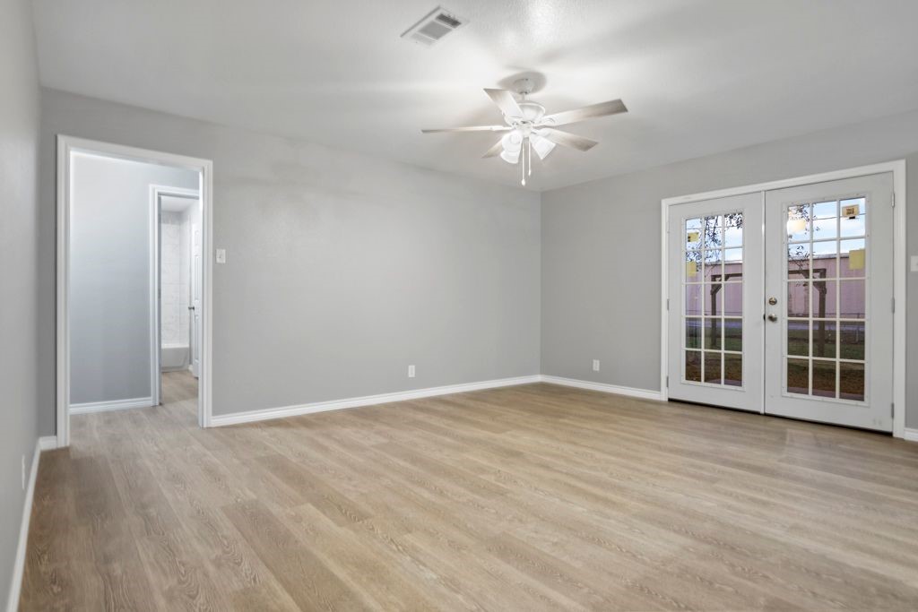1347 E Palm Drive Property Photo 15