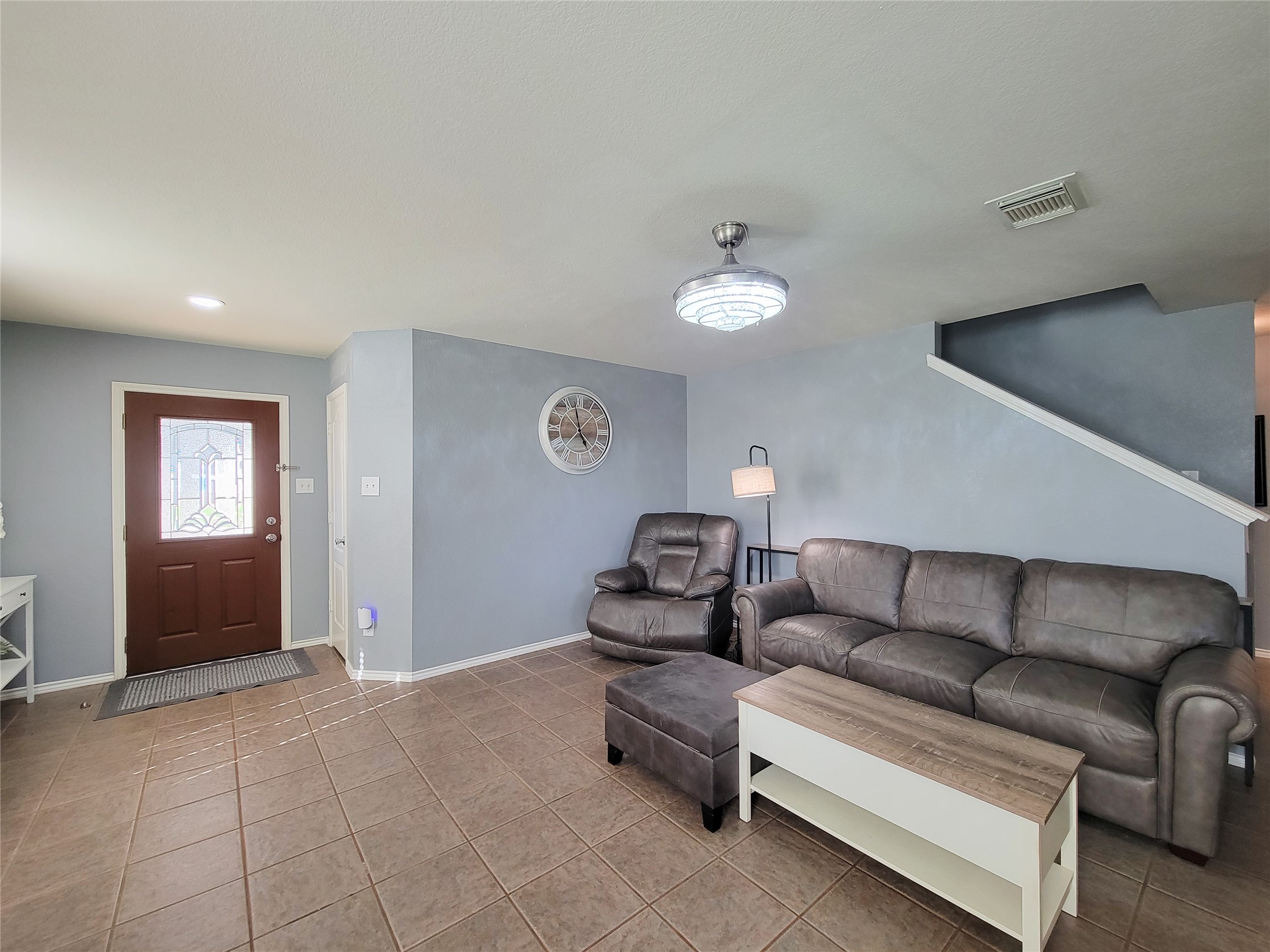 18235 Valebluff Lane Property Photo 3