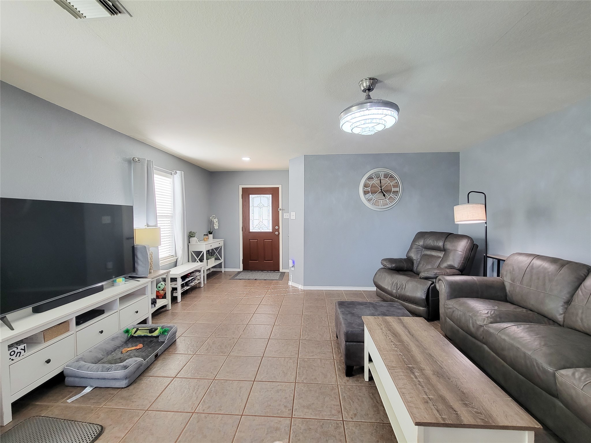 18235 Valebluff Lane Property Photo 4
