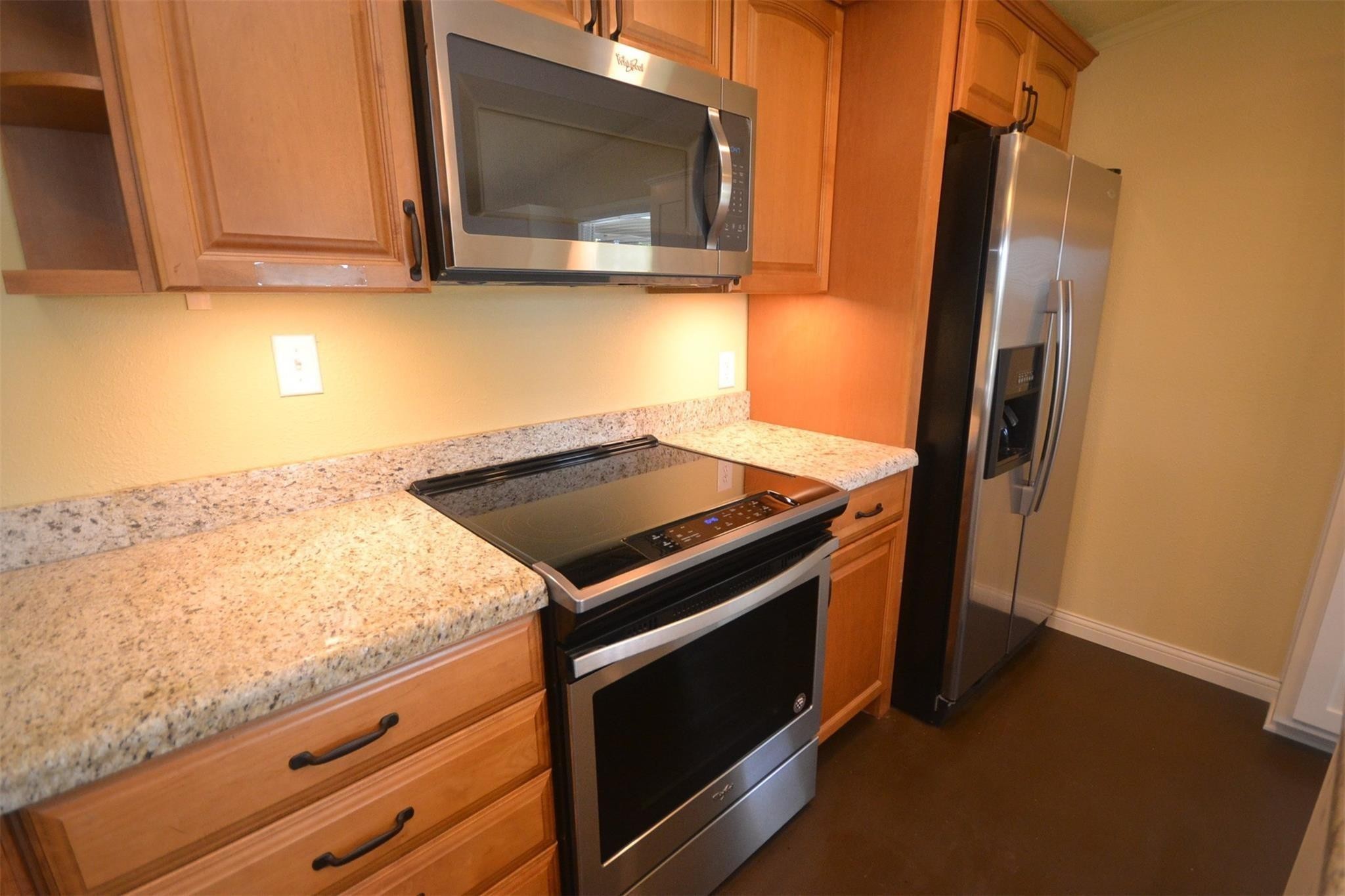 12652 Calvary Road Property Photo 4