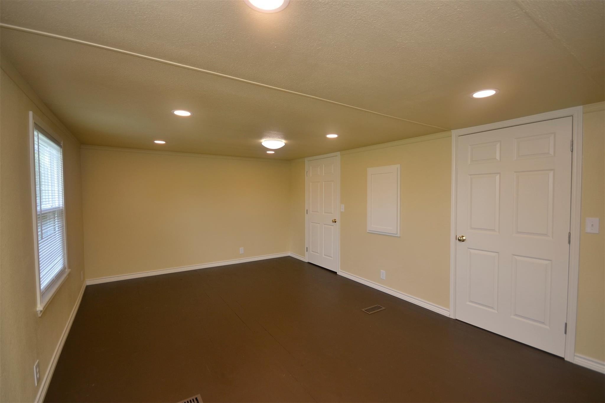 12652 Calvary Road Property Photo 9