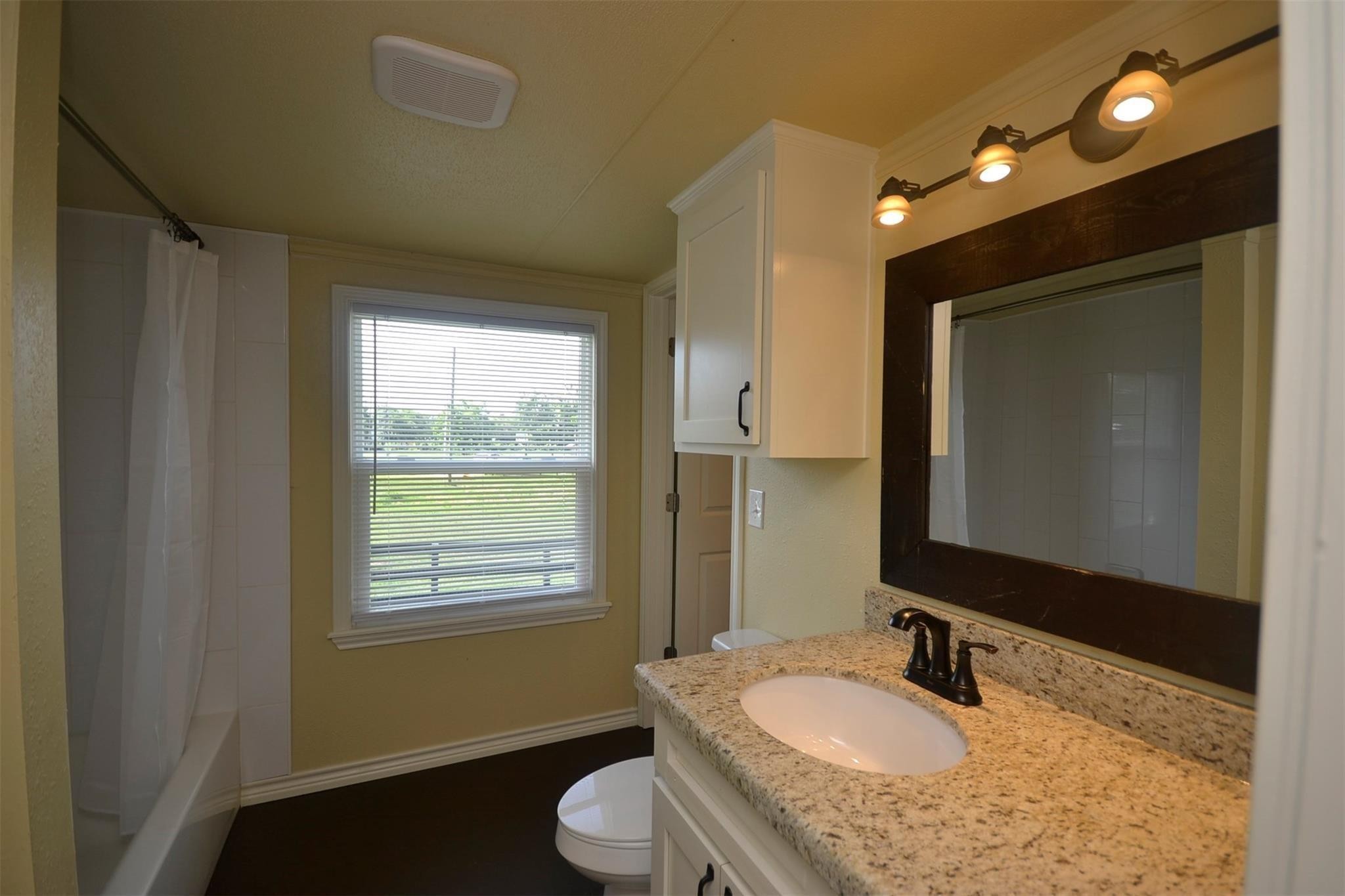 12652 Calvary Road Property Photo 12