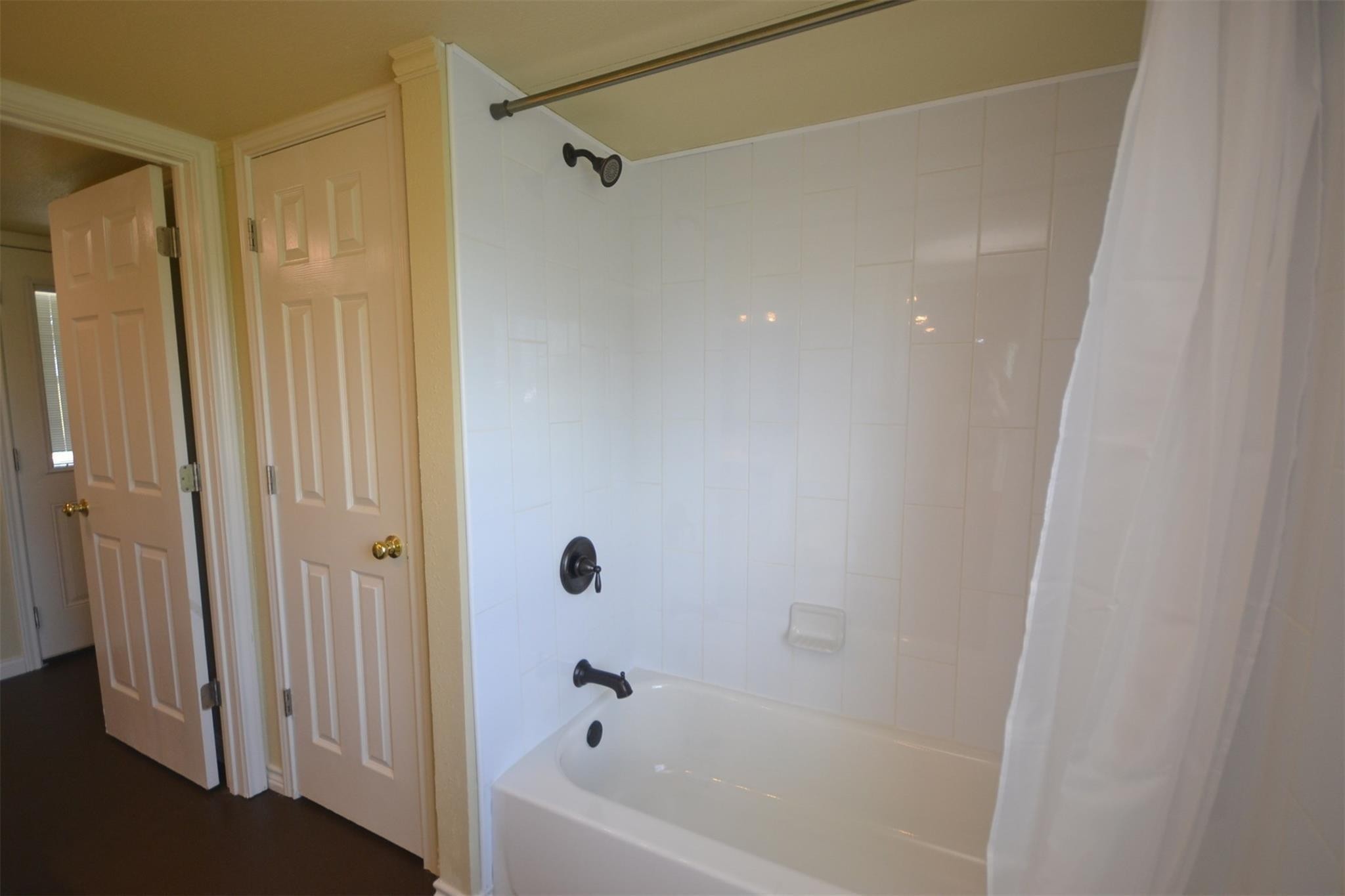 12652 Calvary Road Property Photo 13