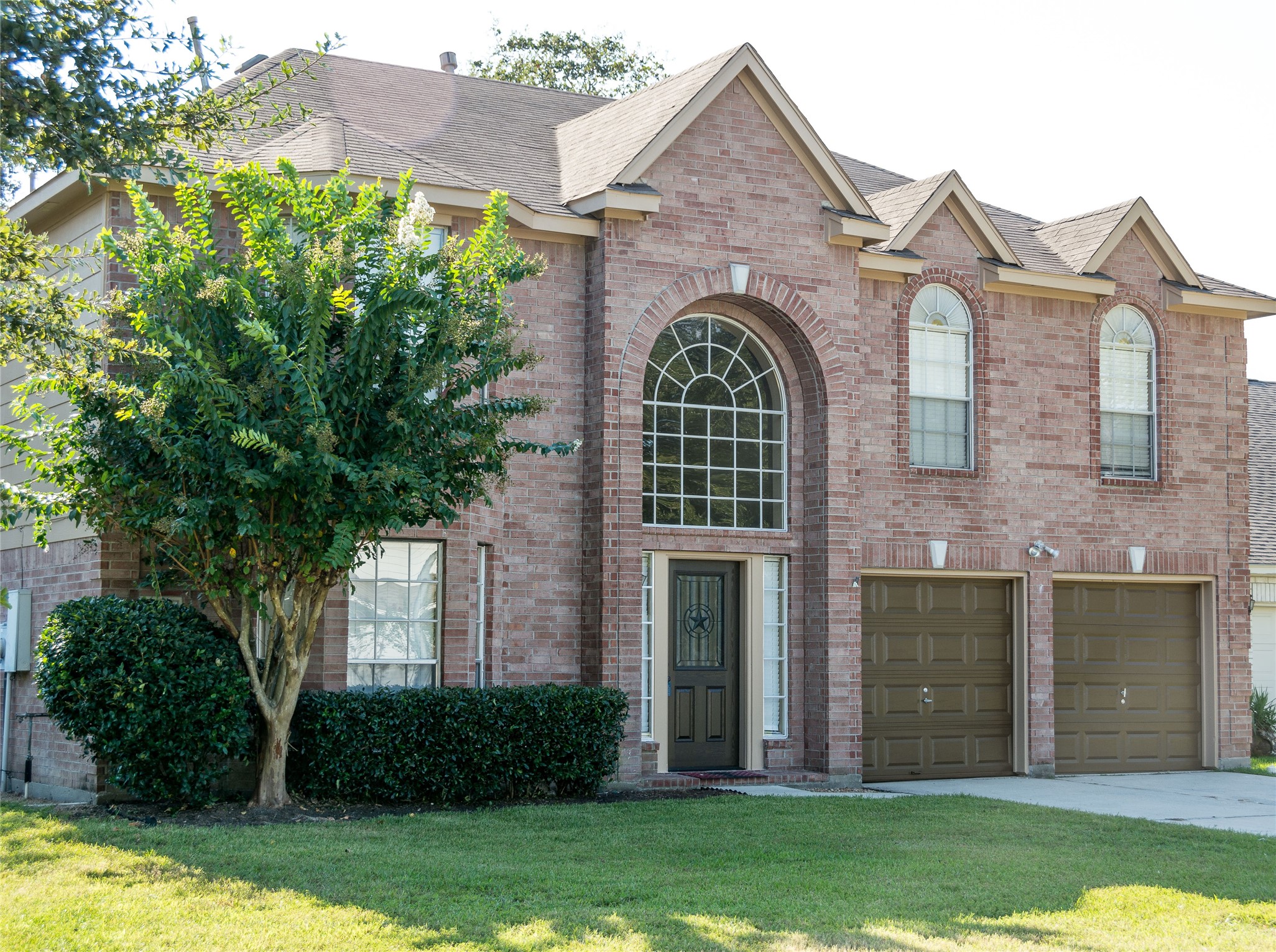 25727 Bearborough Drive Property Photo 2