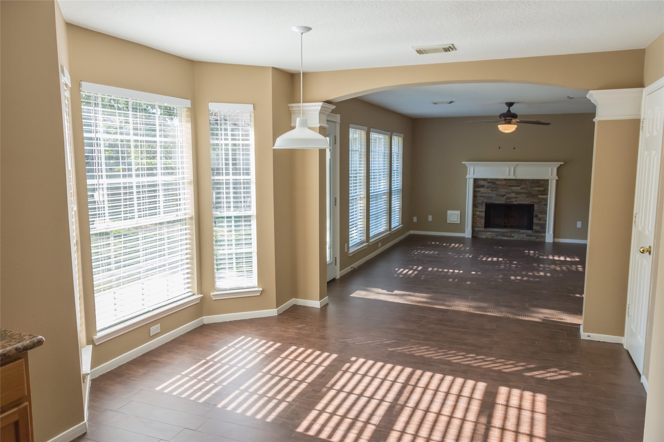 25727 Bearborough Drive Property Photo 9